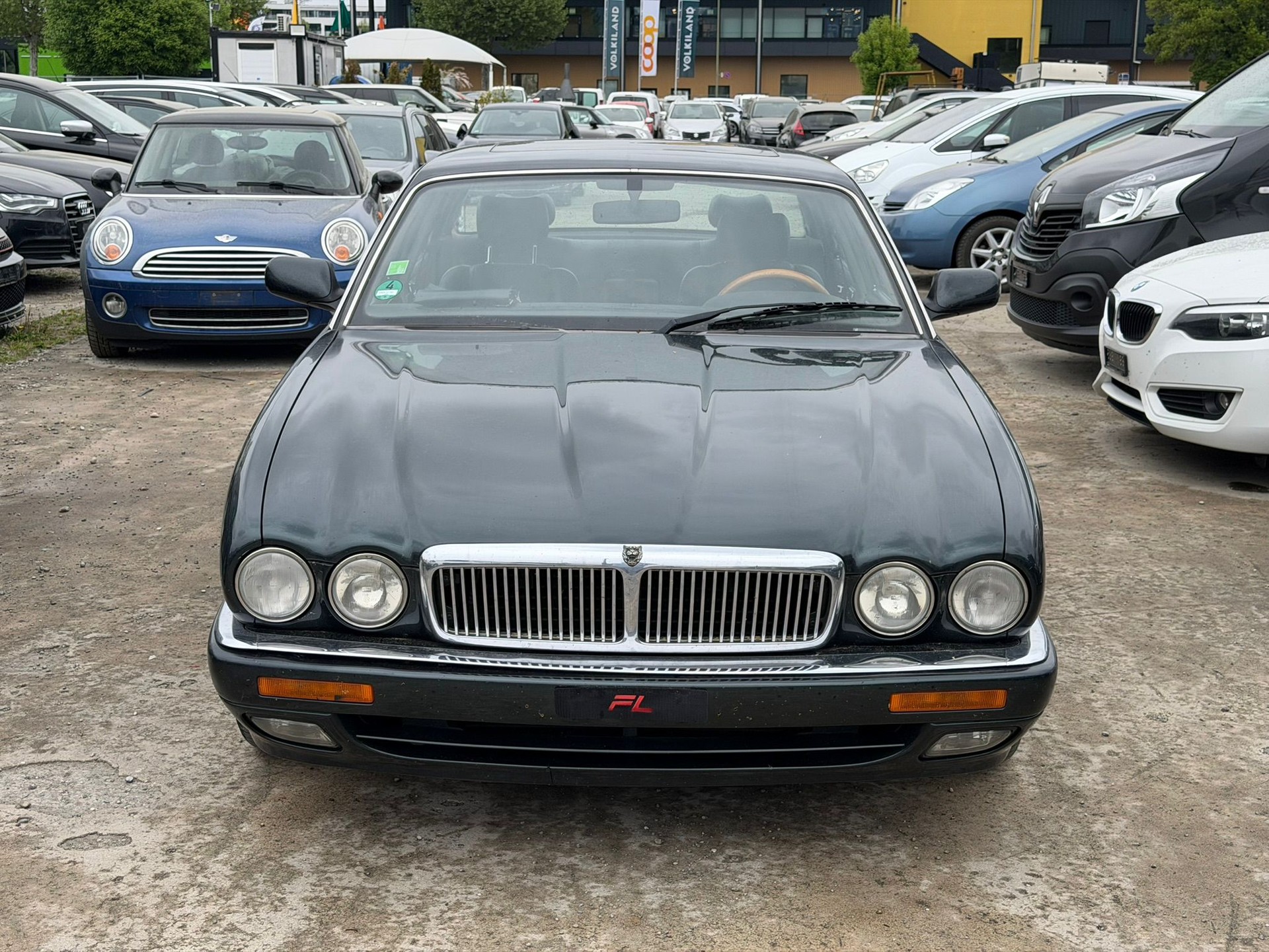 JAGUAR XJ 3.2 Executive-image-1