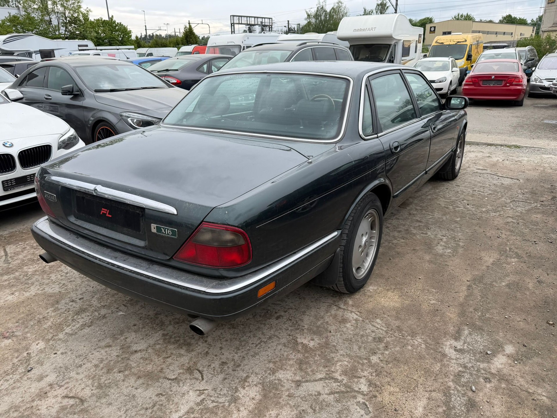 JAGUAR XJ 3.2 Executive-image-4