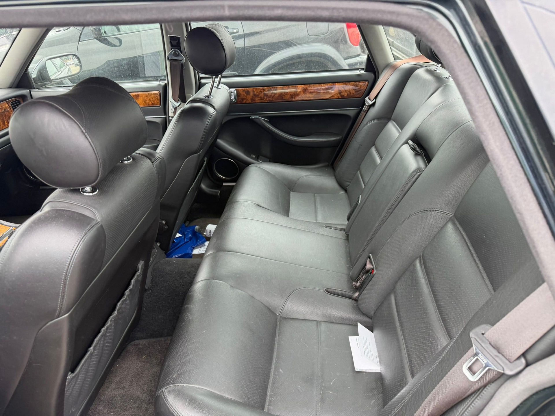 JAGUAR XJ 3.2 Executive-image-11