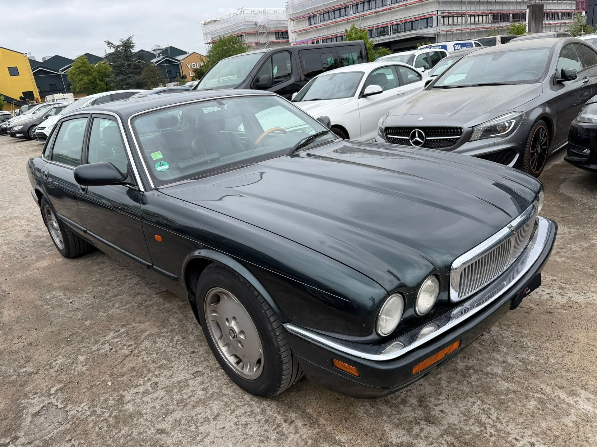 JAGUAR XJ 3.2 Executive-image-2