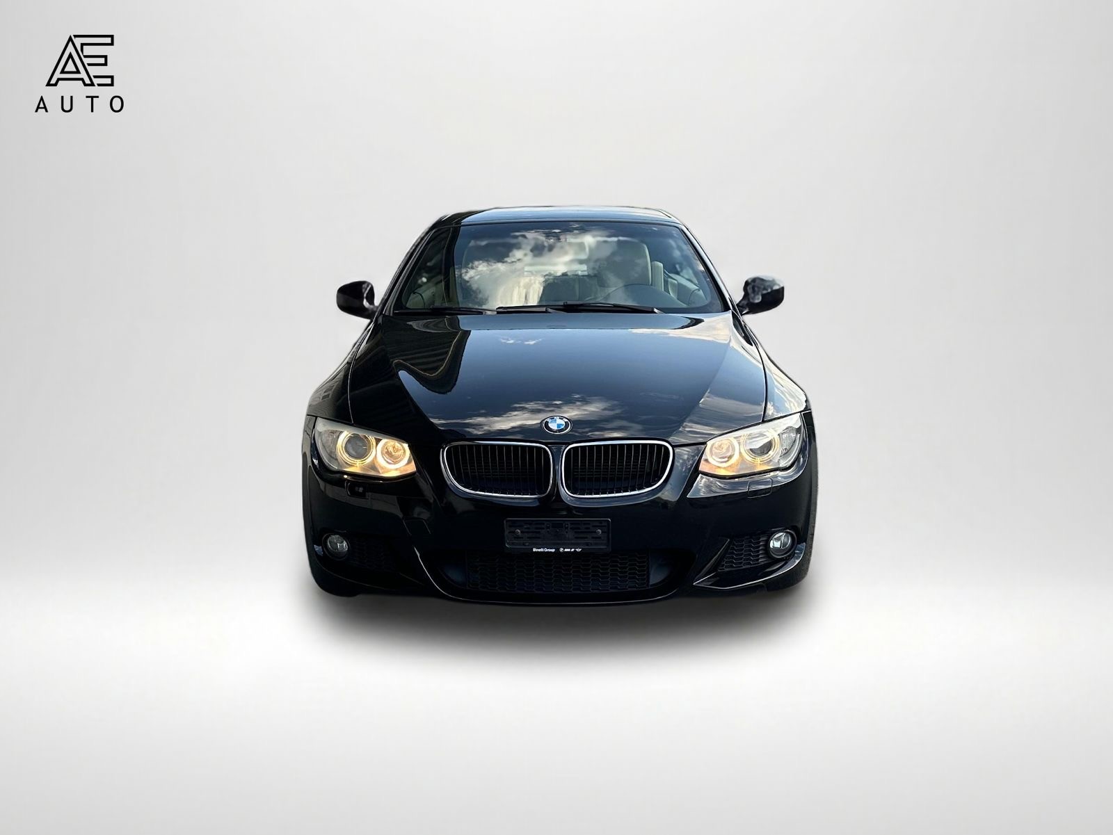 BMW 320i M-Paket Cabrio-image-1