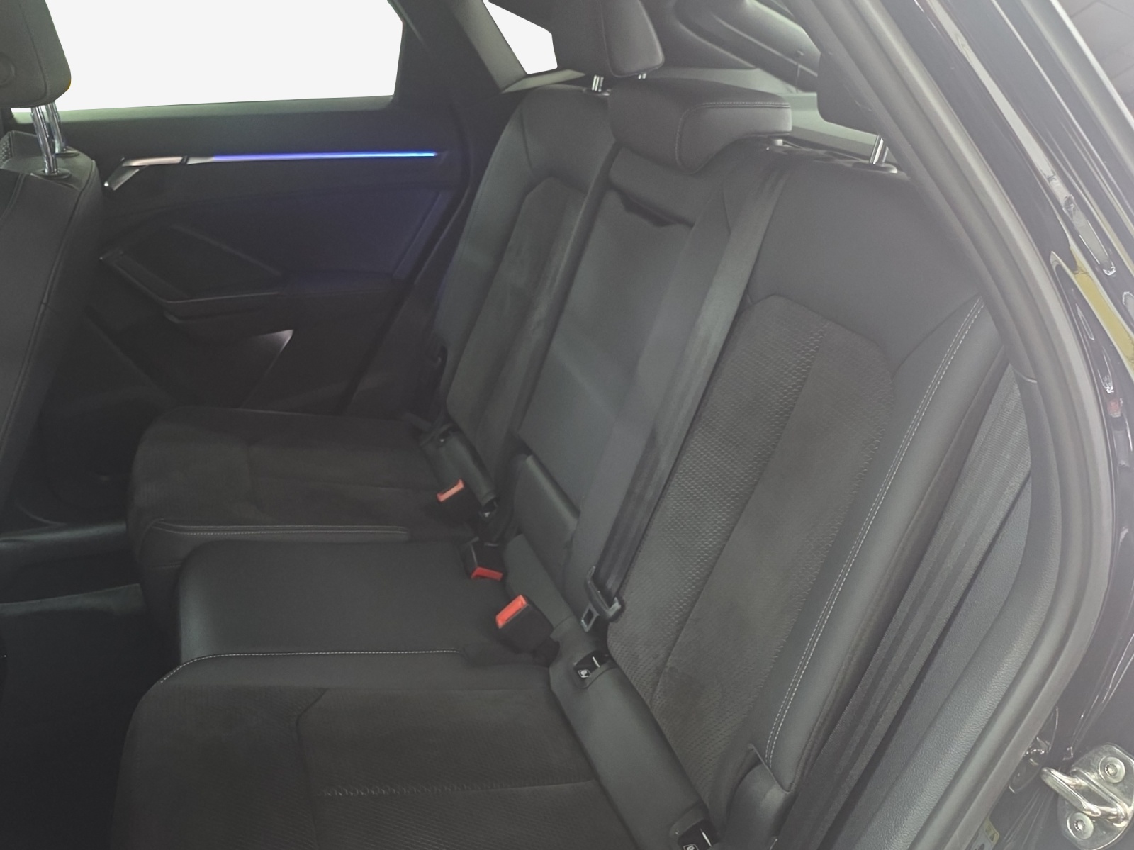 AUDI Q3 Sportback 35 TFSI S line Attraction S-tronic-image-11