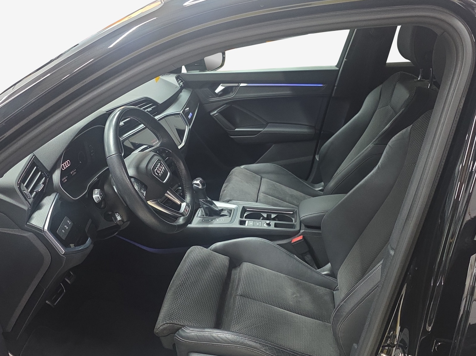 AUDI Q3 Sportback 35 TFSI S line Attraction S-tronic-image-7