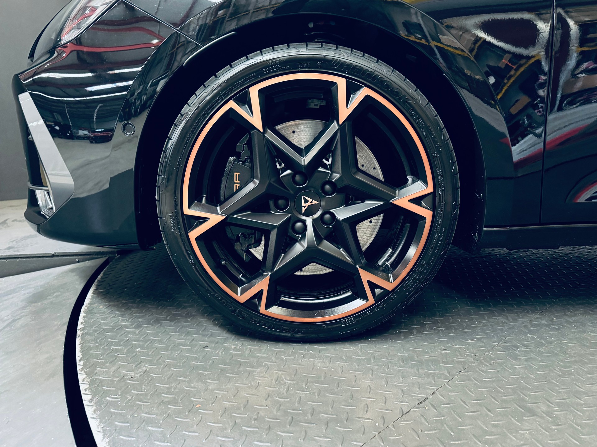 CUPRA LEON ST 2.0 TSI VZ DSG 4Drive-image-12