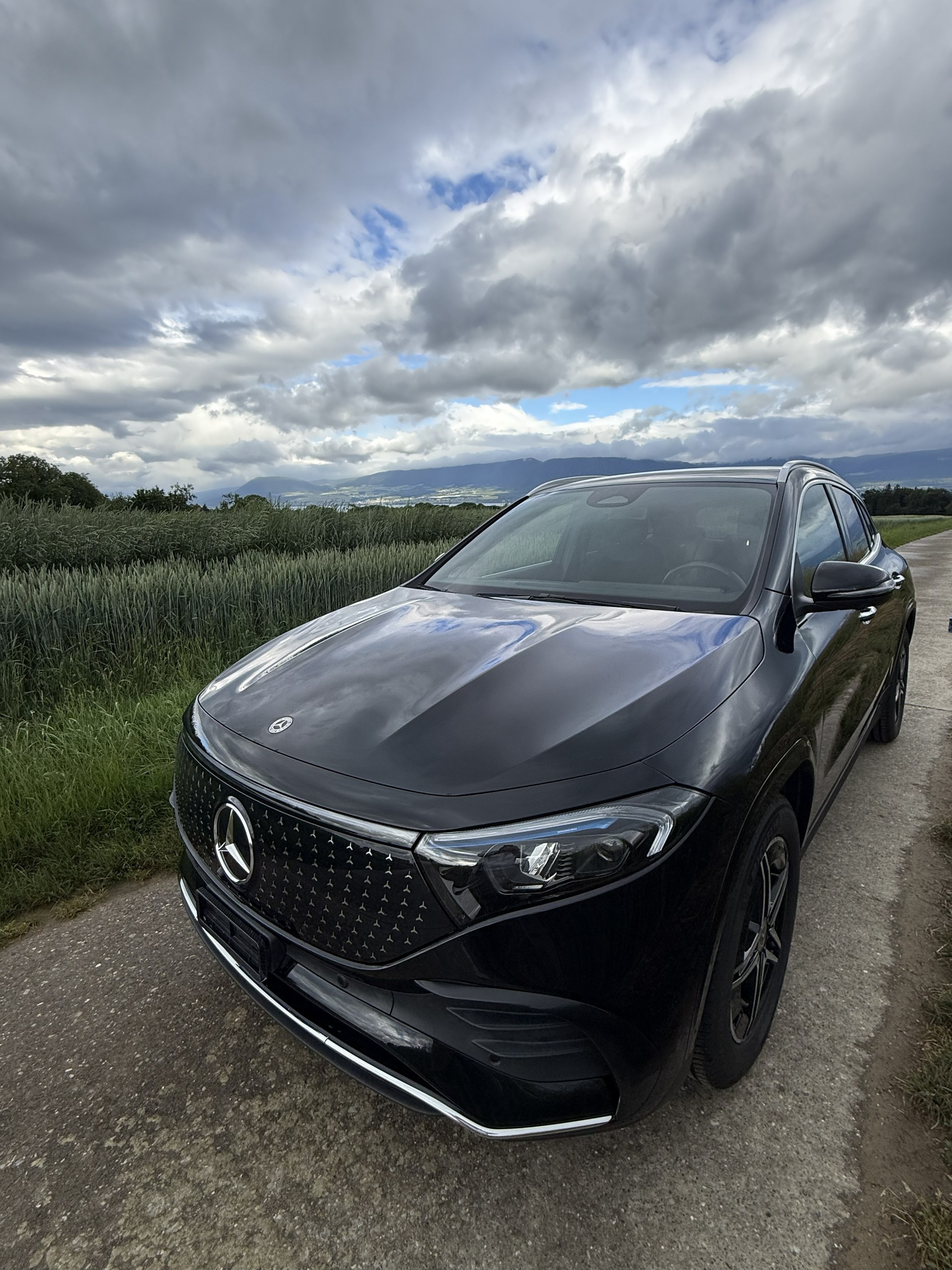 MERCEDES-BENZ EQB 350 Swiss Star AMG Line 4matic