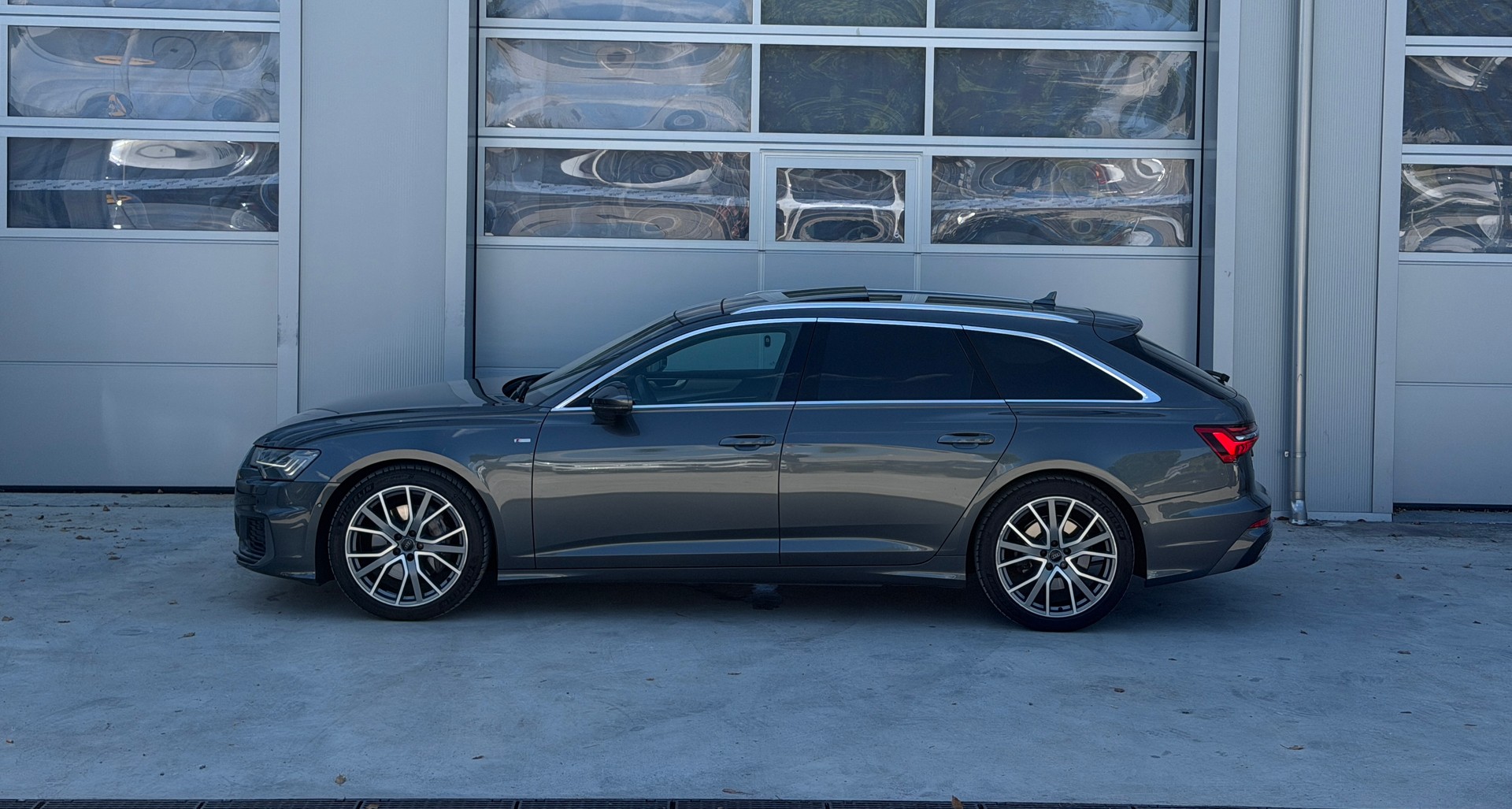AUDI A6 Avant 50 TDI Sport quattro tiptronic S Line-image-1