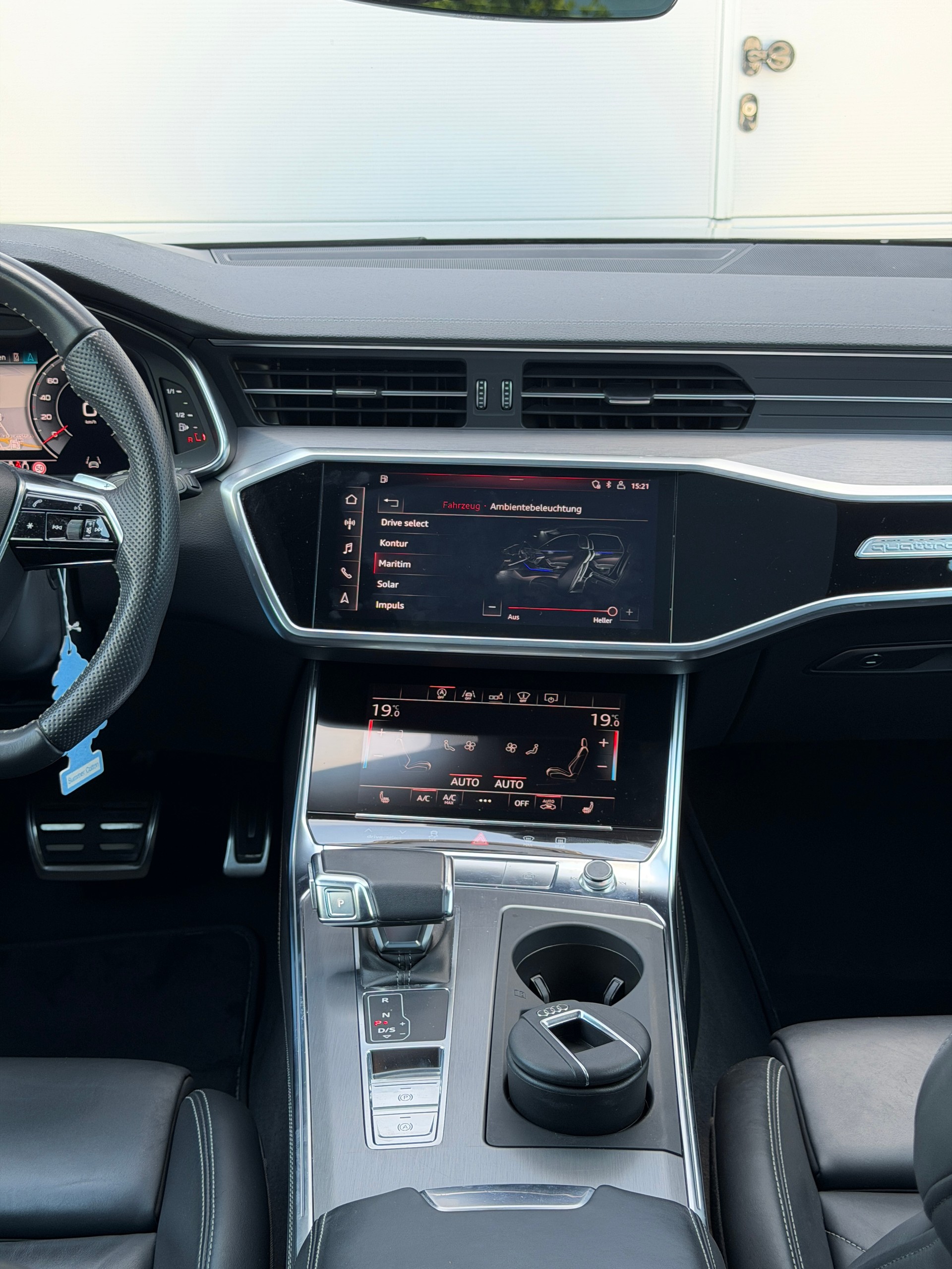 AUDI A6 Avant 50 TDI Sport quattro tiptronic S Line-image-13