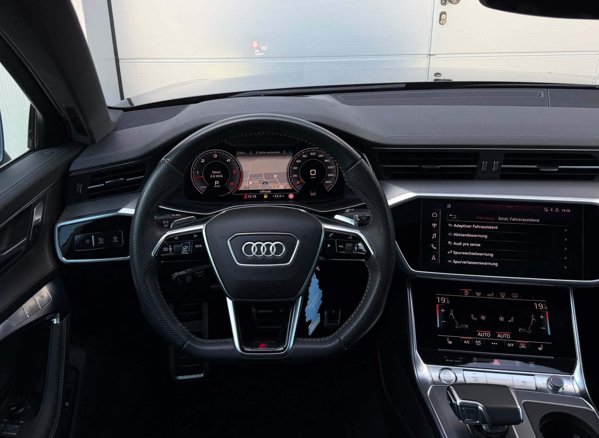 AUDI A6 Avant 50 TDI Sport quattro tiptronic S Line-image-8