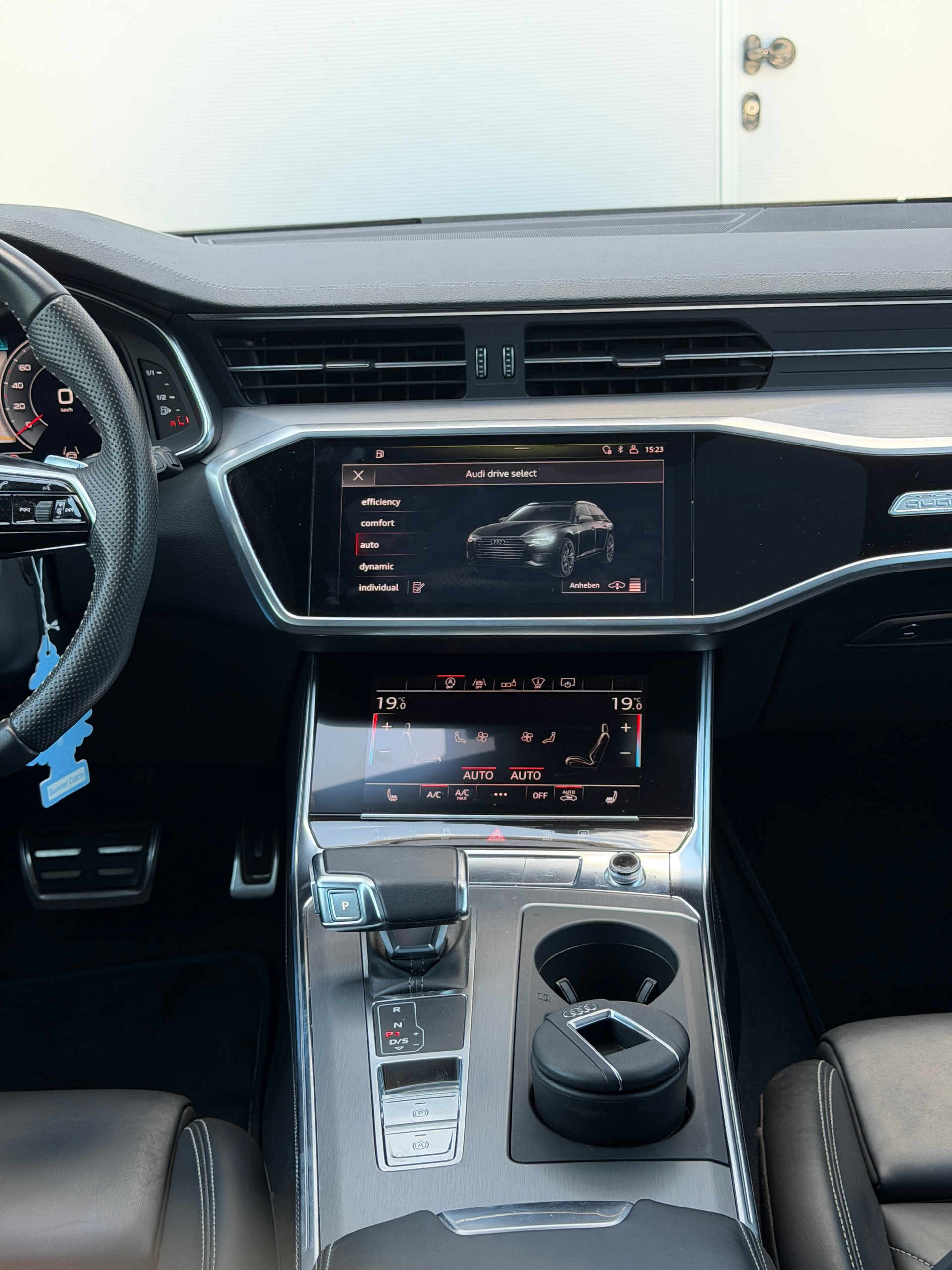 AUDI A6 Avant 50 TDI Sport quattro tiptronic S Line-image-12