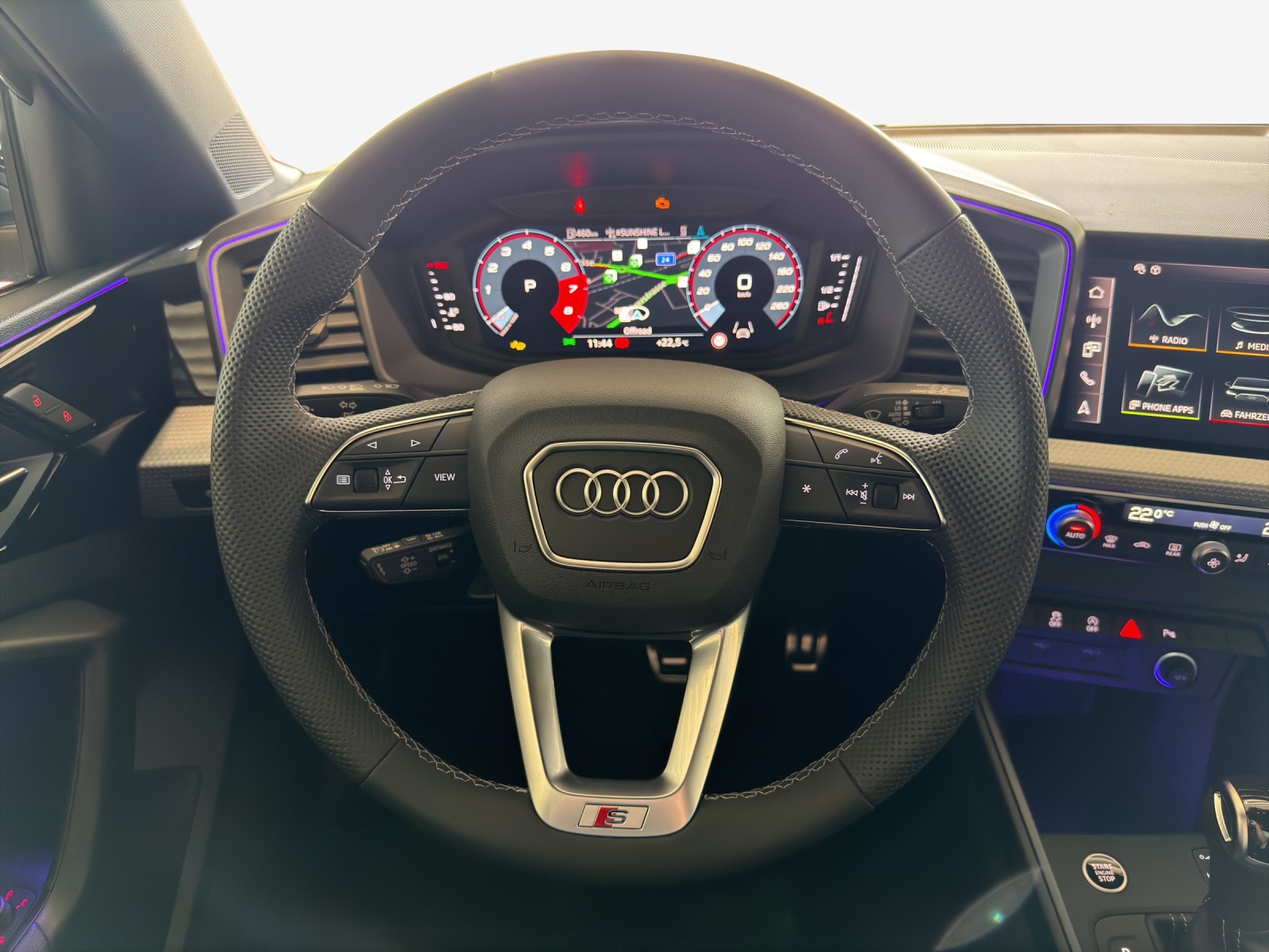 AUDI A1 Sportback 30 TFSI S Line Attraction S-tronic-image-9