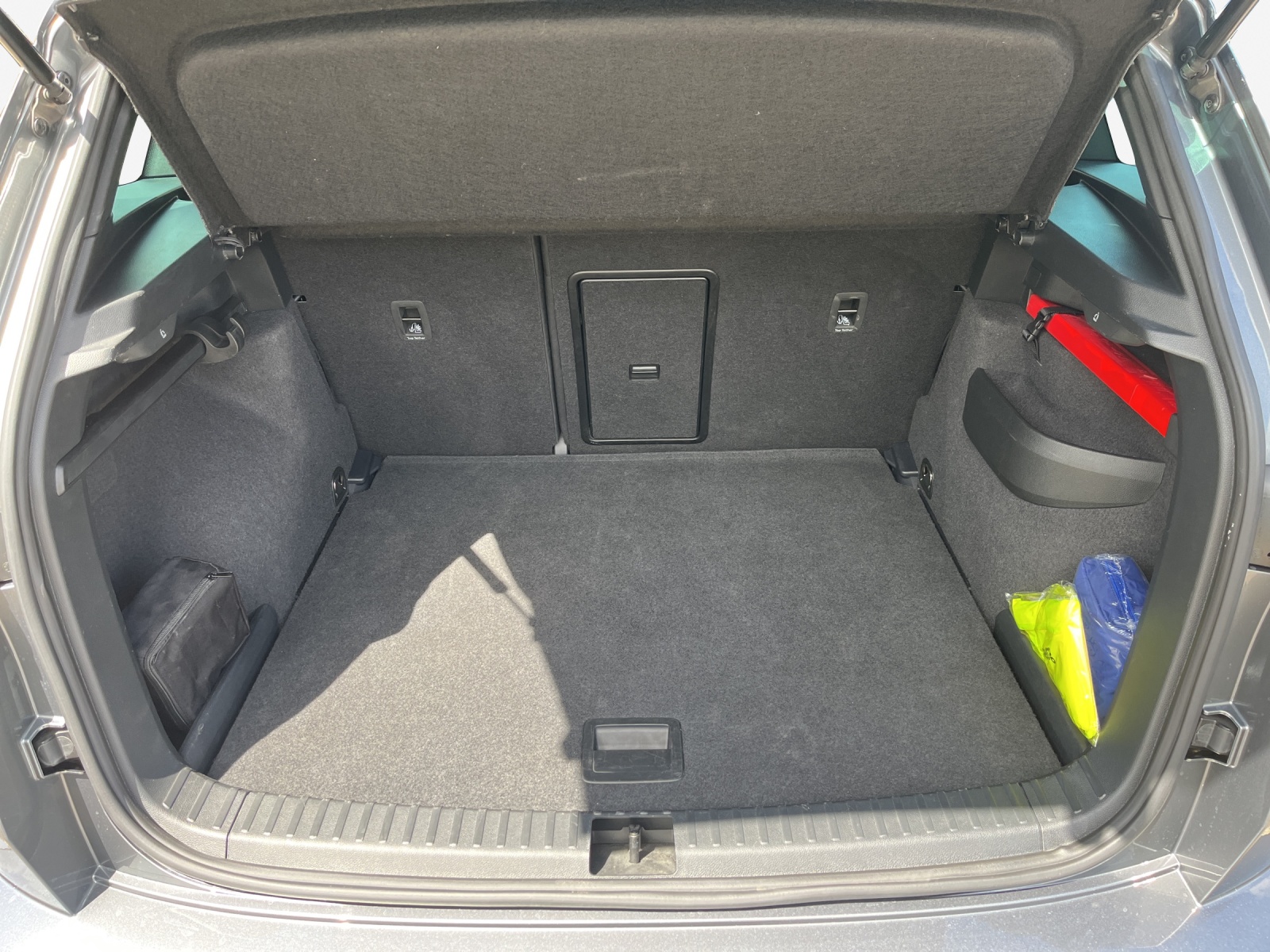 SKODA Karoq 2.0 TSI SportLine 4x4 DSG-image-12