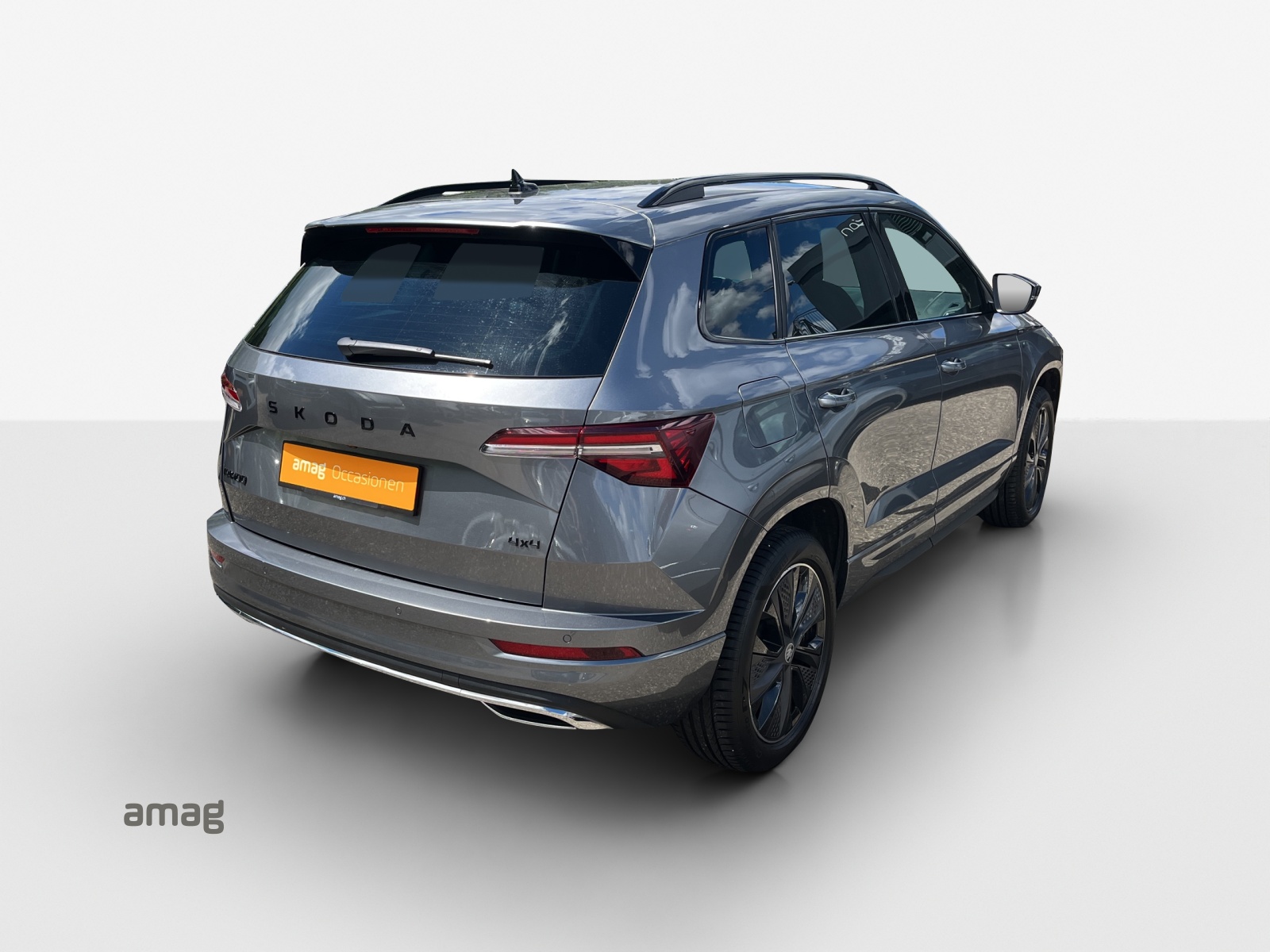 SKODA Karoq 2.0 TSI SportLine 4x4 DSG-image-4
