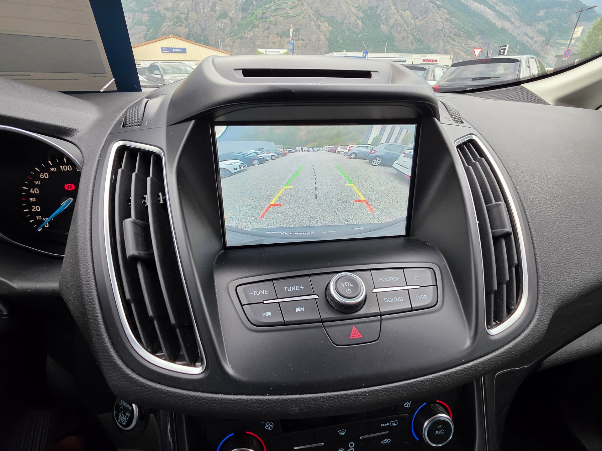 FORD C-Max 1.0 SCTi Sport-image-8
