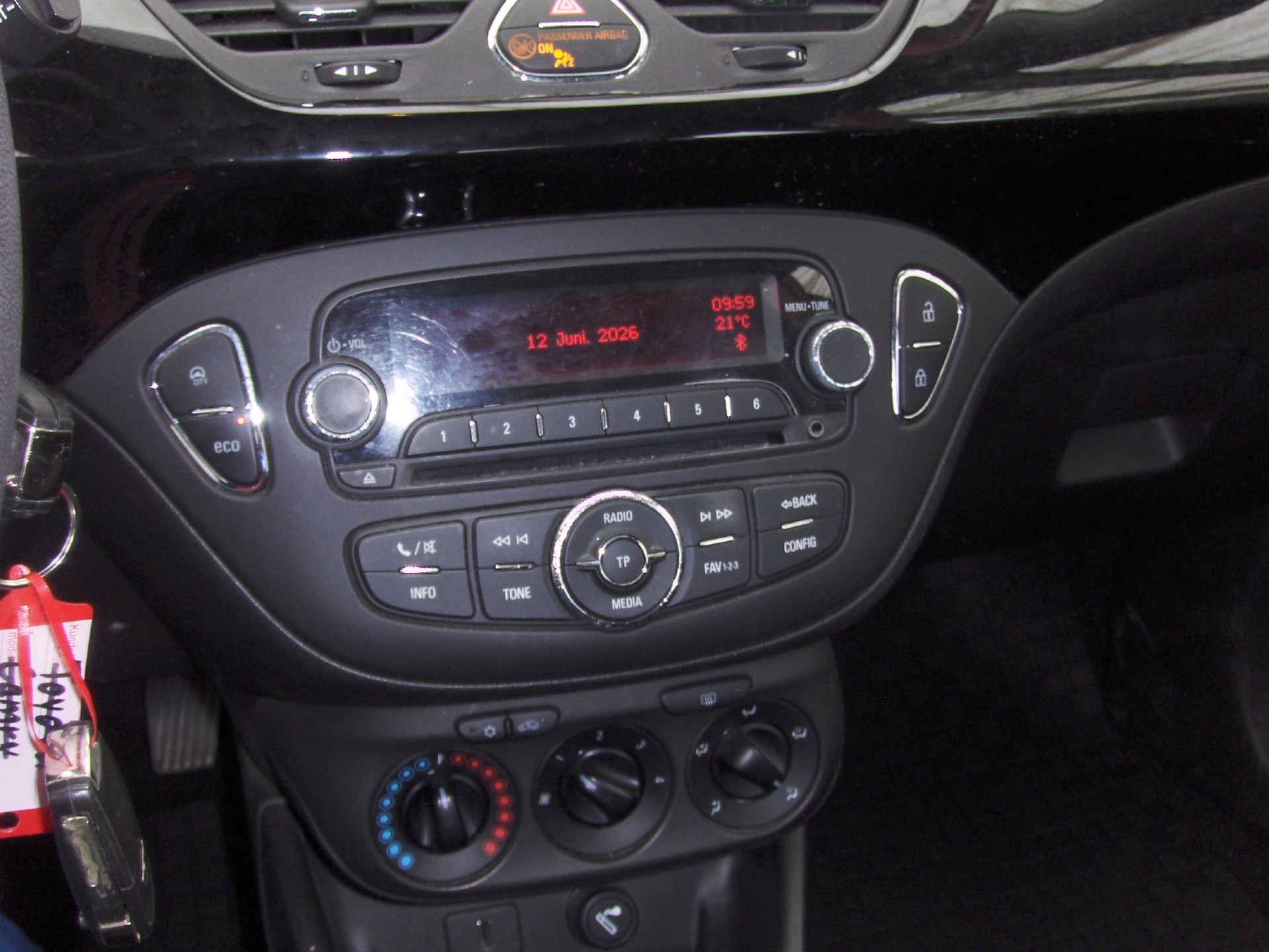OPEL Corsa 1.4 TP Enjoy Easytronic-image-8