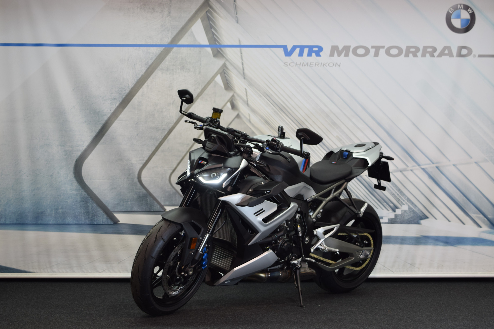 BMW M 1000 R-image-5