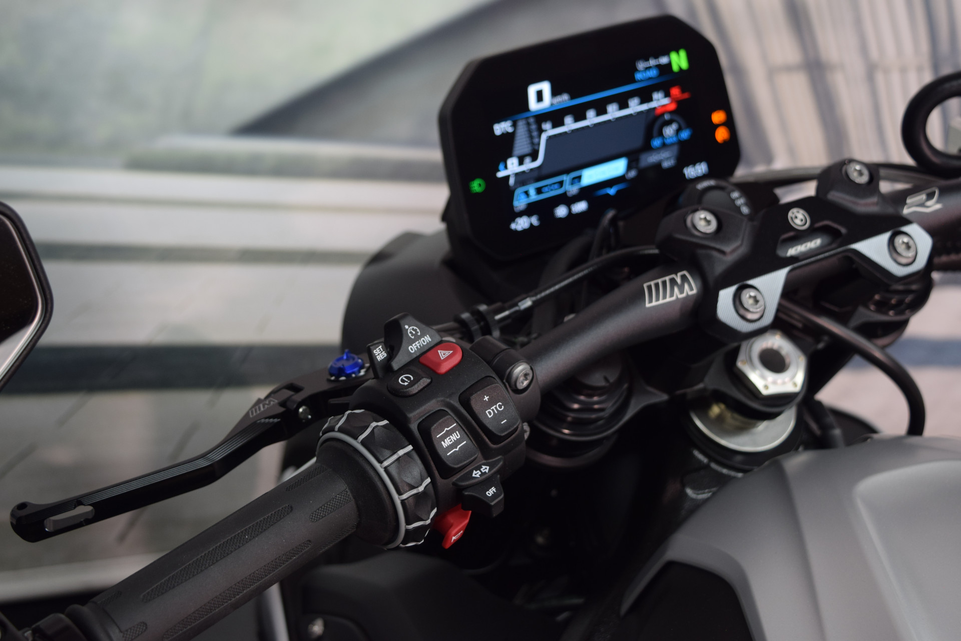 BMW M 1000 R-image-7