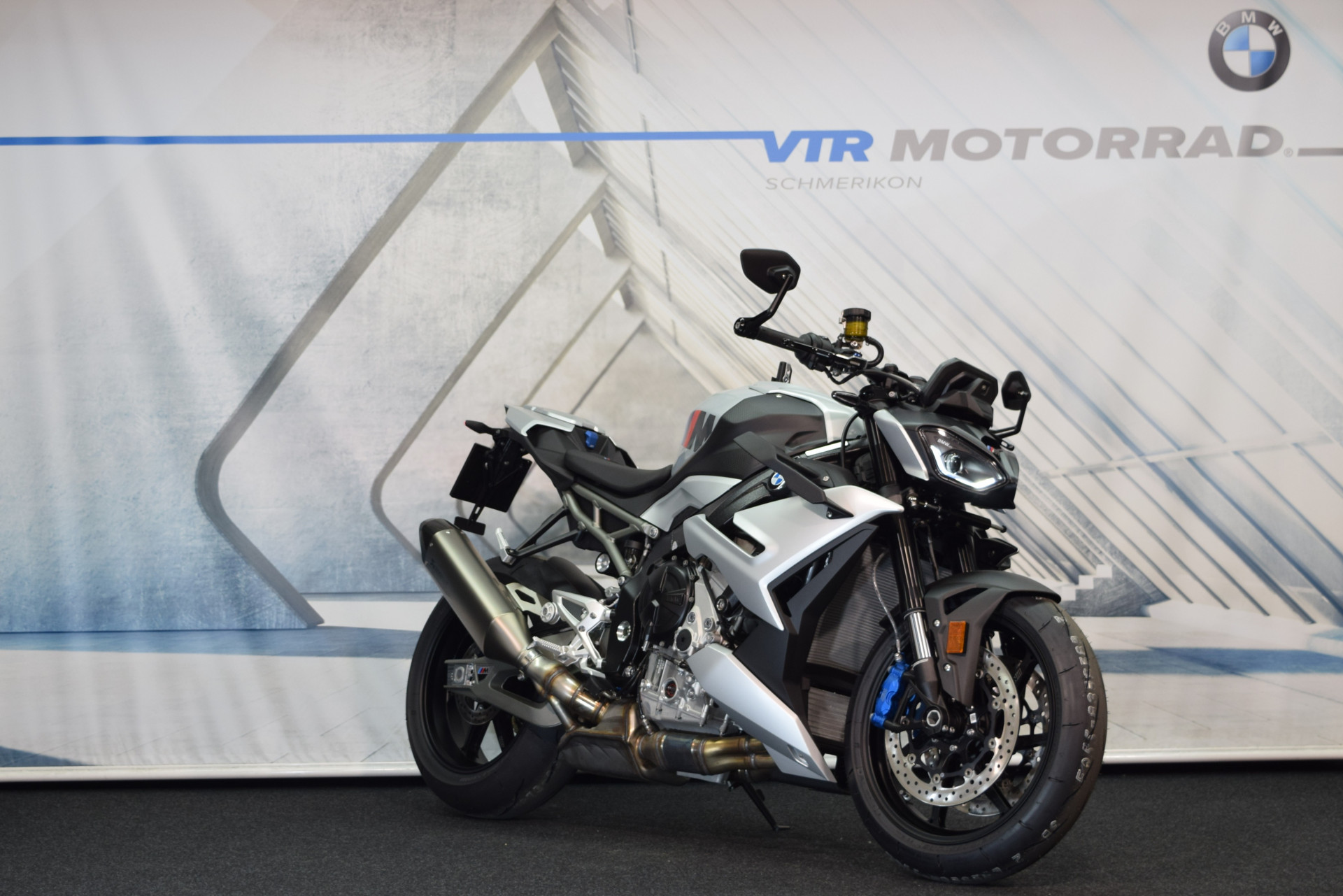 BMW M 1000 R