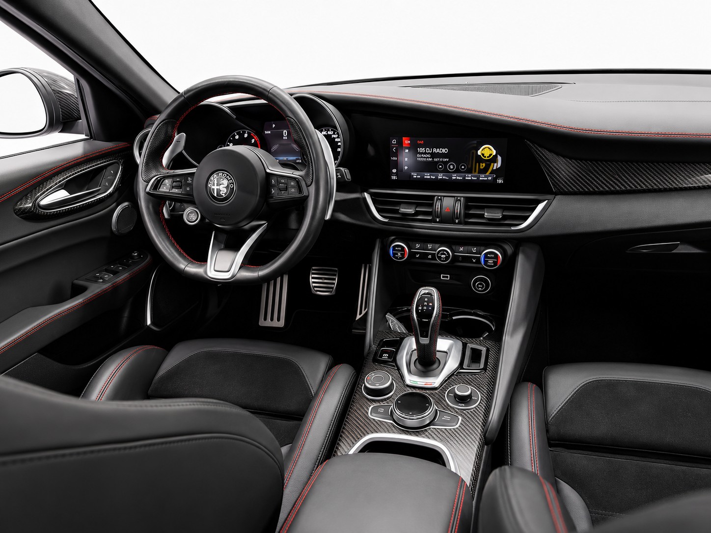 ALFA ROMEO Giulia 2.0 Q4 Veloce TI CH FAHRZEUG-image-20