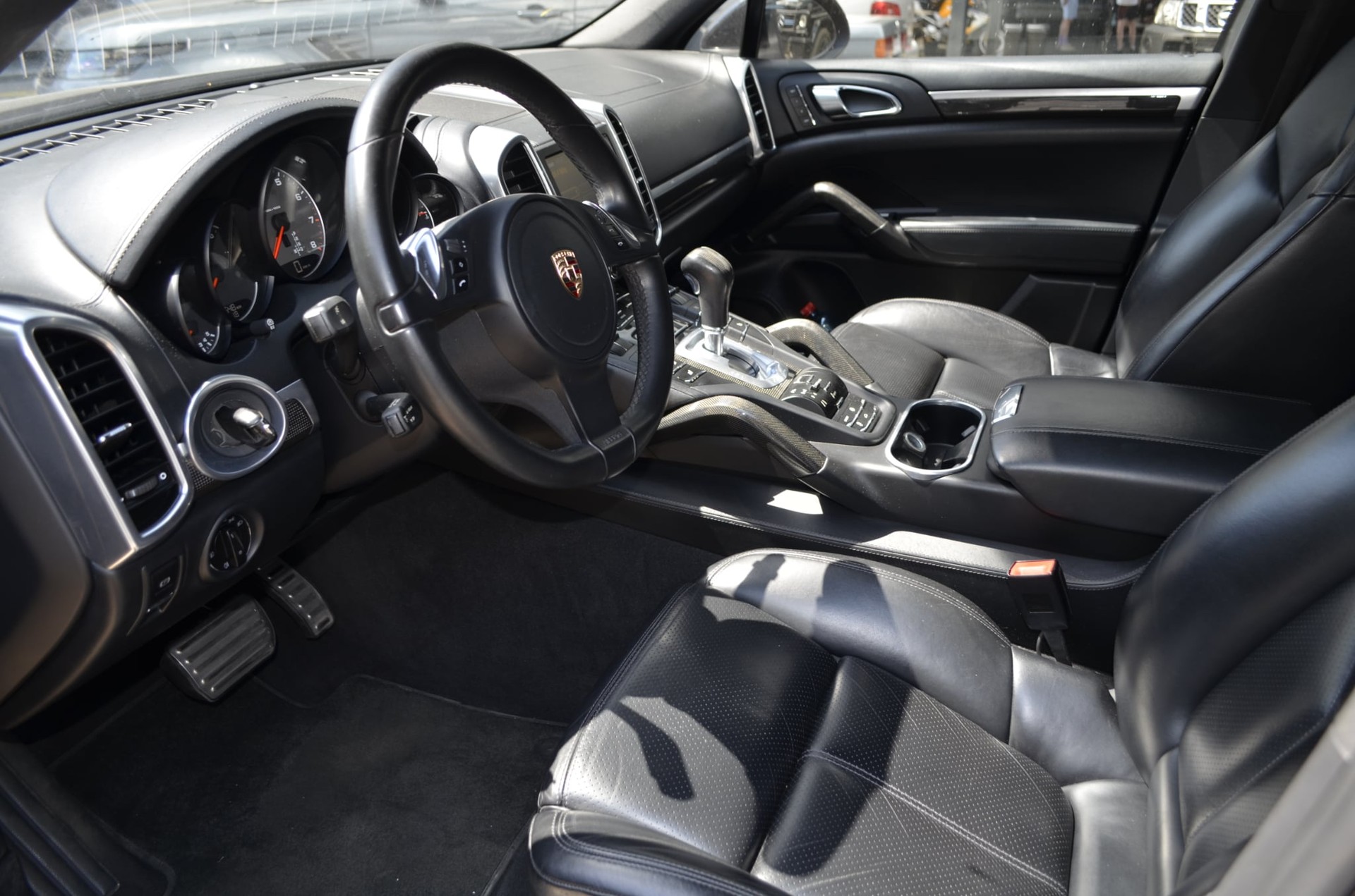 PORSCHE Cayenne S-image-6
