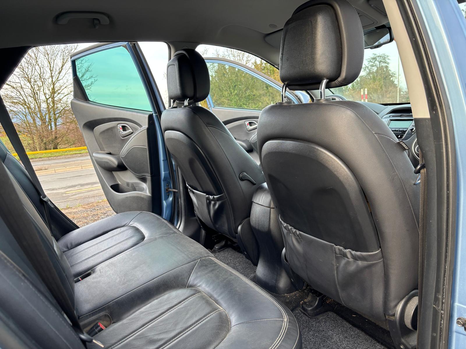 HYUNDAI iX 35 2.0 CRDi Premium 4WD ***problème moteur***-image-13
