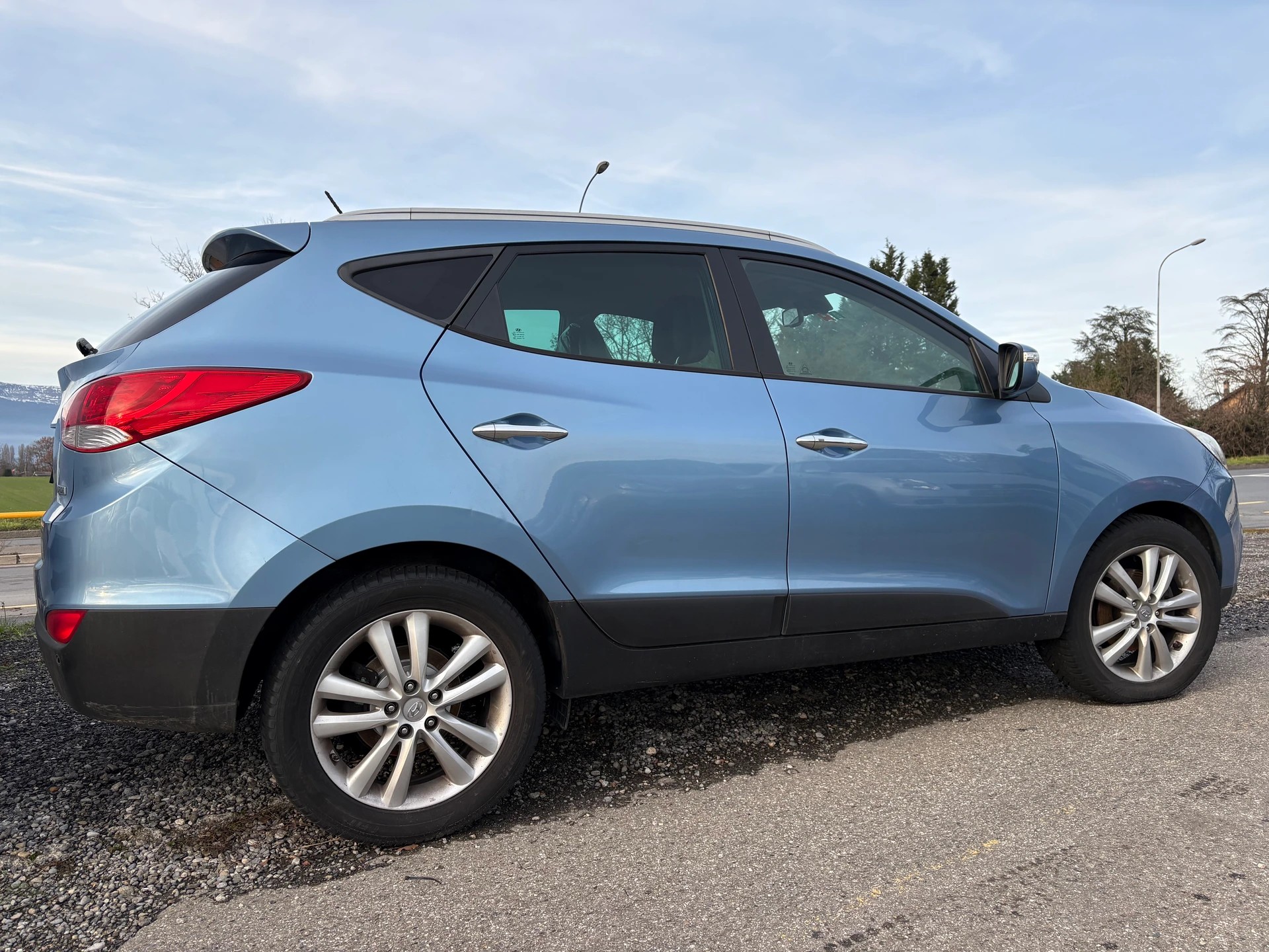 HYUNDAI iX 35 2.0 CRDi Premium 4WD ***problème moteur***-image-3