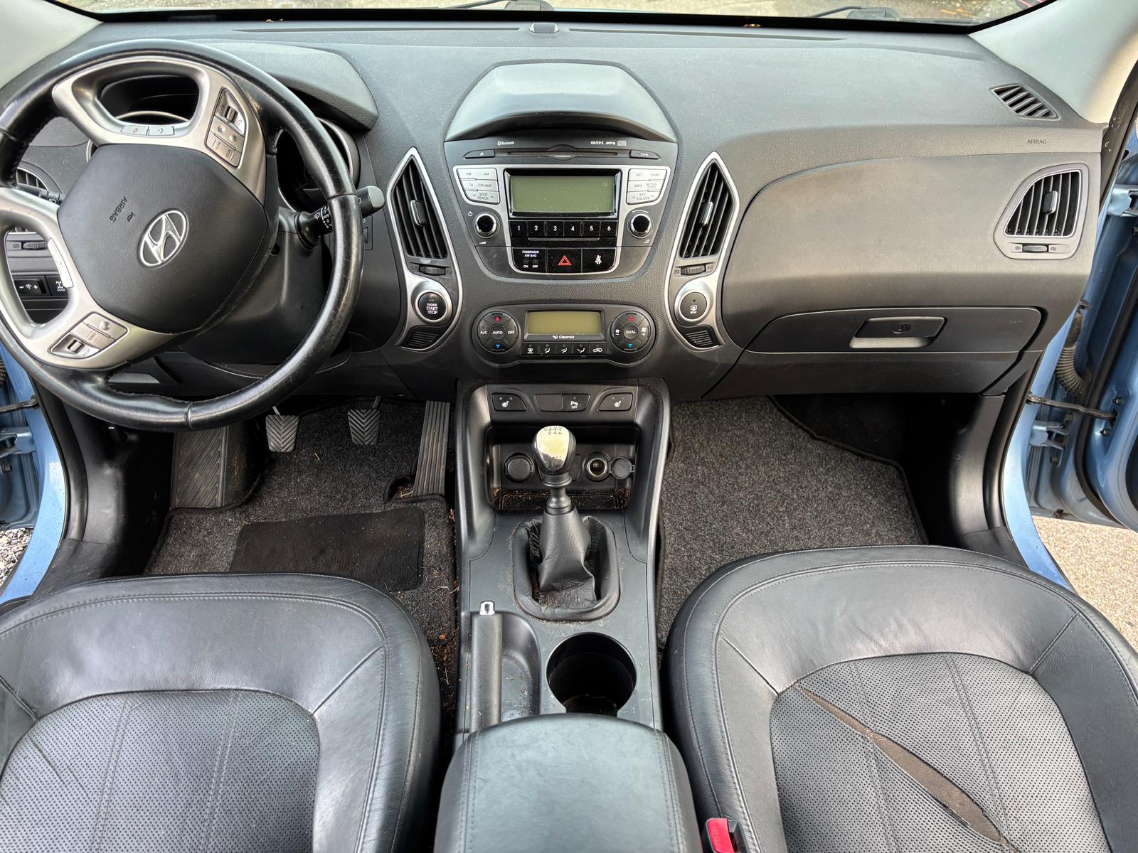 HYUNDAI iX 35 2.0 CRDi Premium 4WD ***problème moteur***-image-6