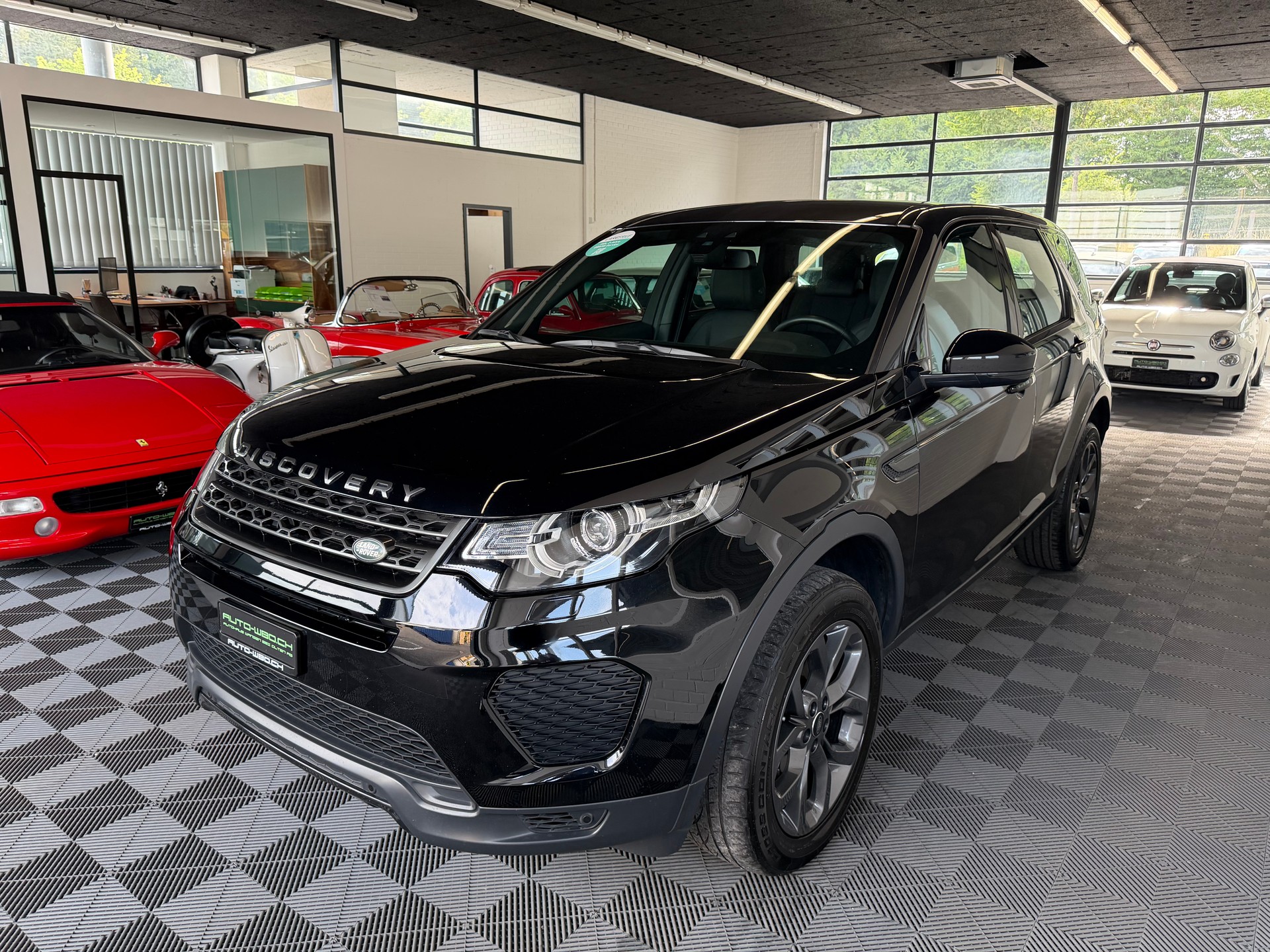 LAND ROVER Discovery Sport 2.0 TD4 180 PS 4X4 HSE AT9-image-5