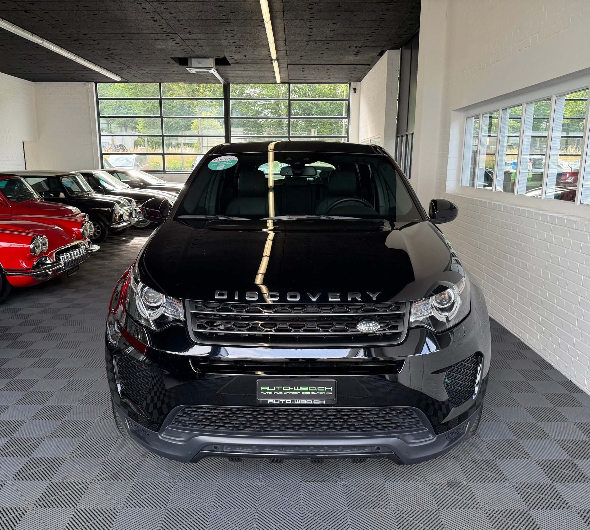 LAND ROVER Discovery Sport 2.0 TD4 180 PS 4X4 HSE AT9-image-6