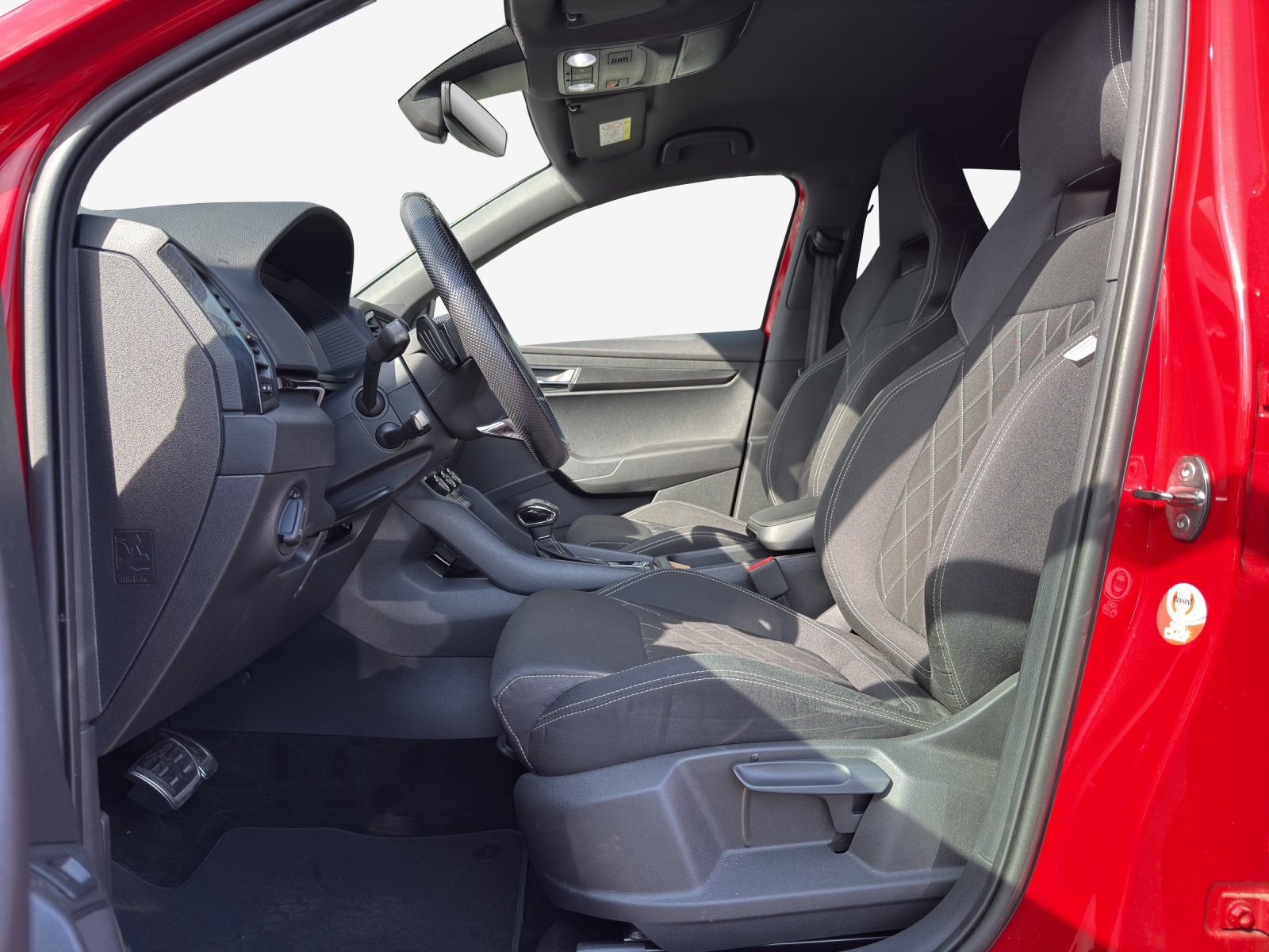 SKODA Karoq 1.5 TSI SportLine DSG-image-7