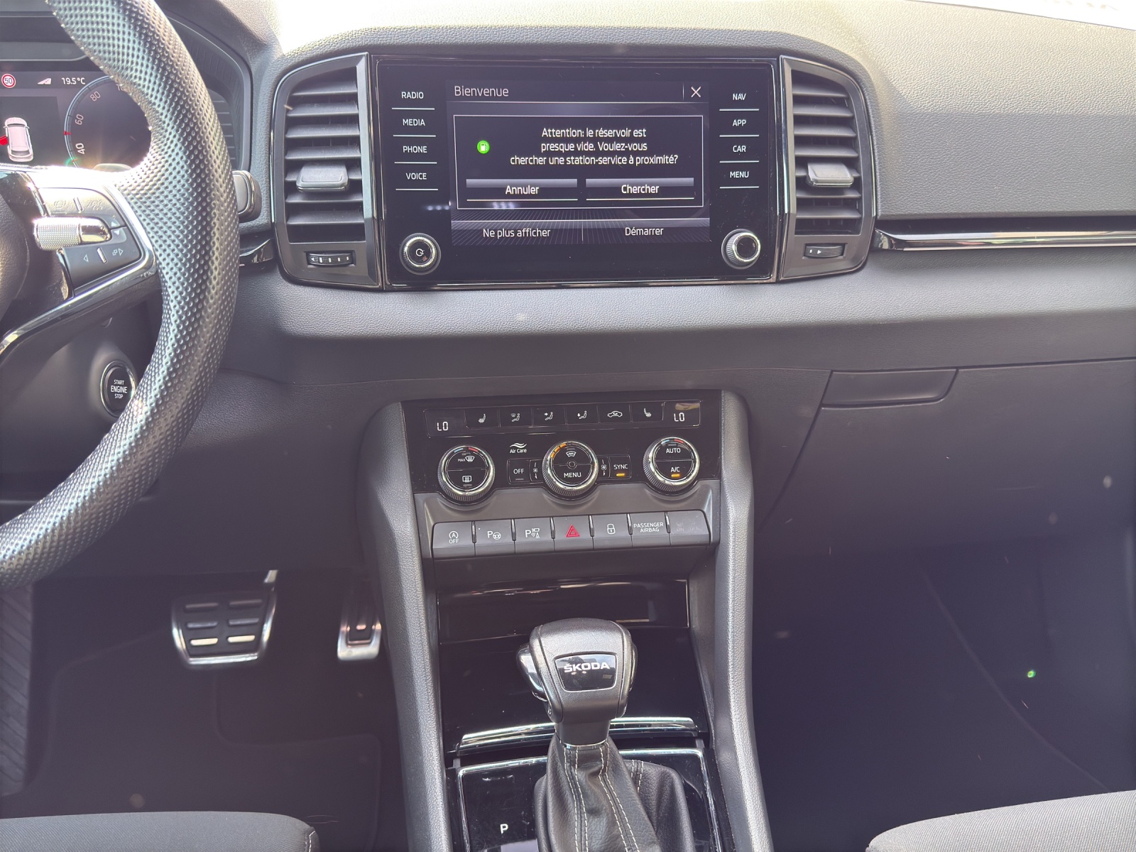 SKODA Karoq 1.5 TSI SportLine DSG-image-10