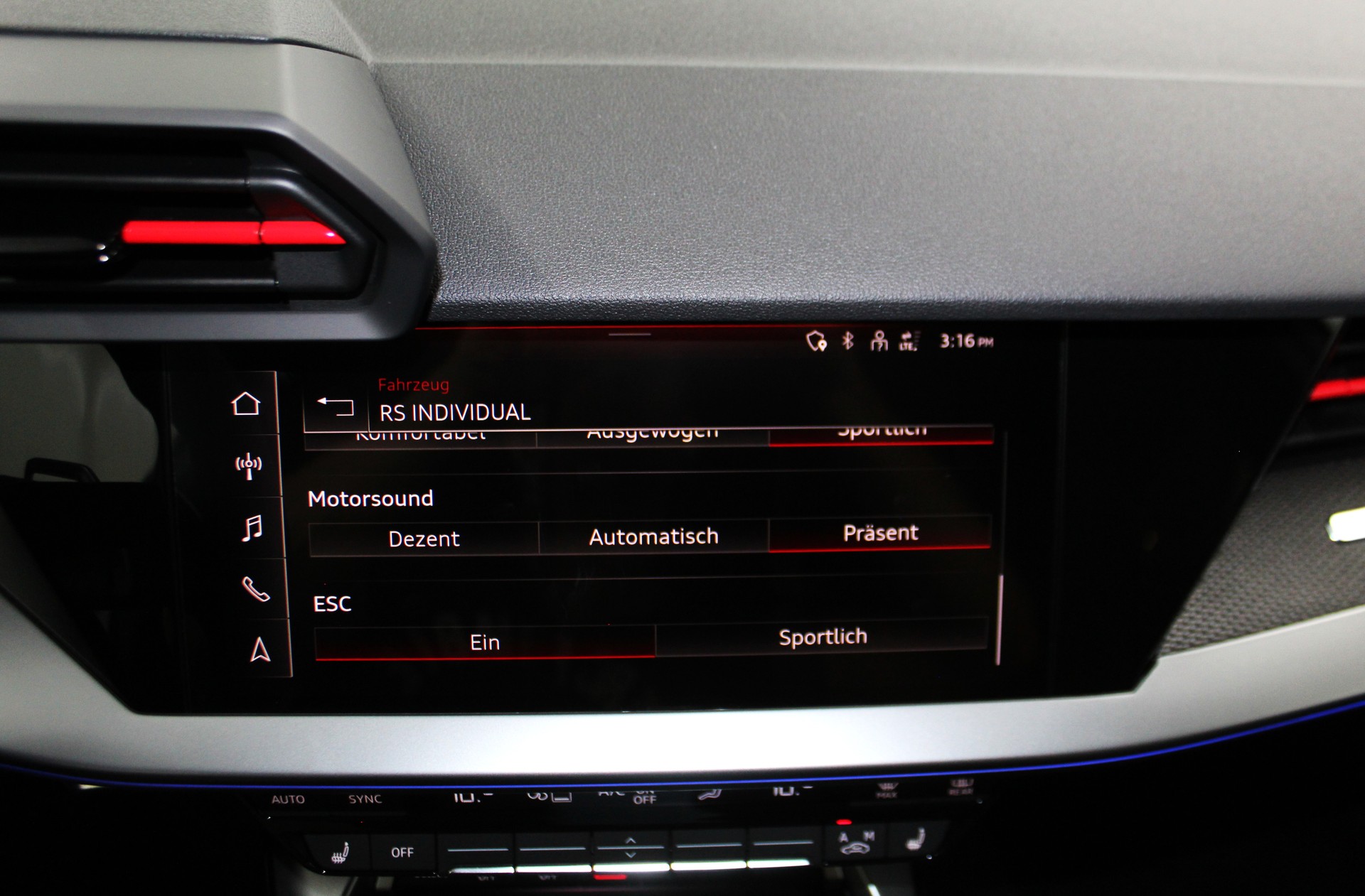 AUDI RS3 Sportback 2.5 TSI quattro S-tronic RS-Designpaket plus rot / CH-Fahrzeug-image-30