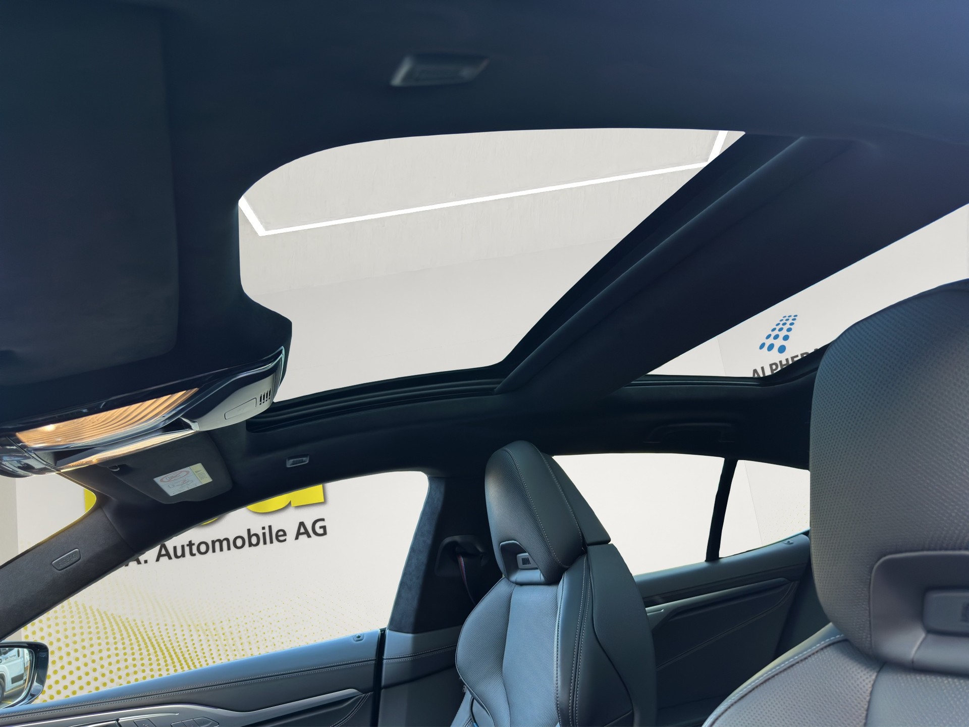 BMW M850i xDrive (CH) Individual-image-14
