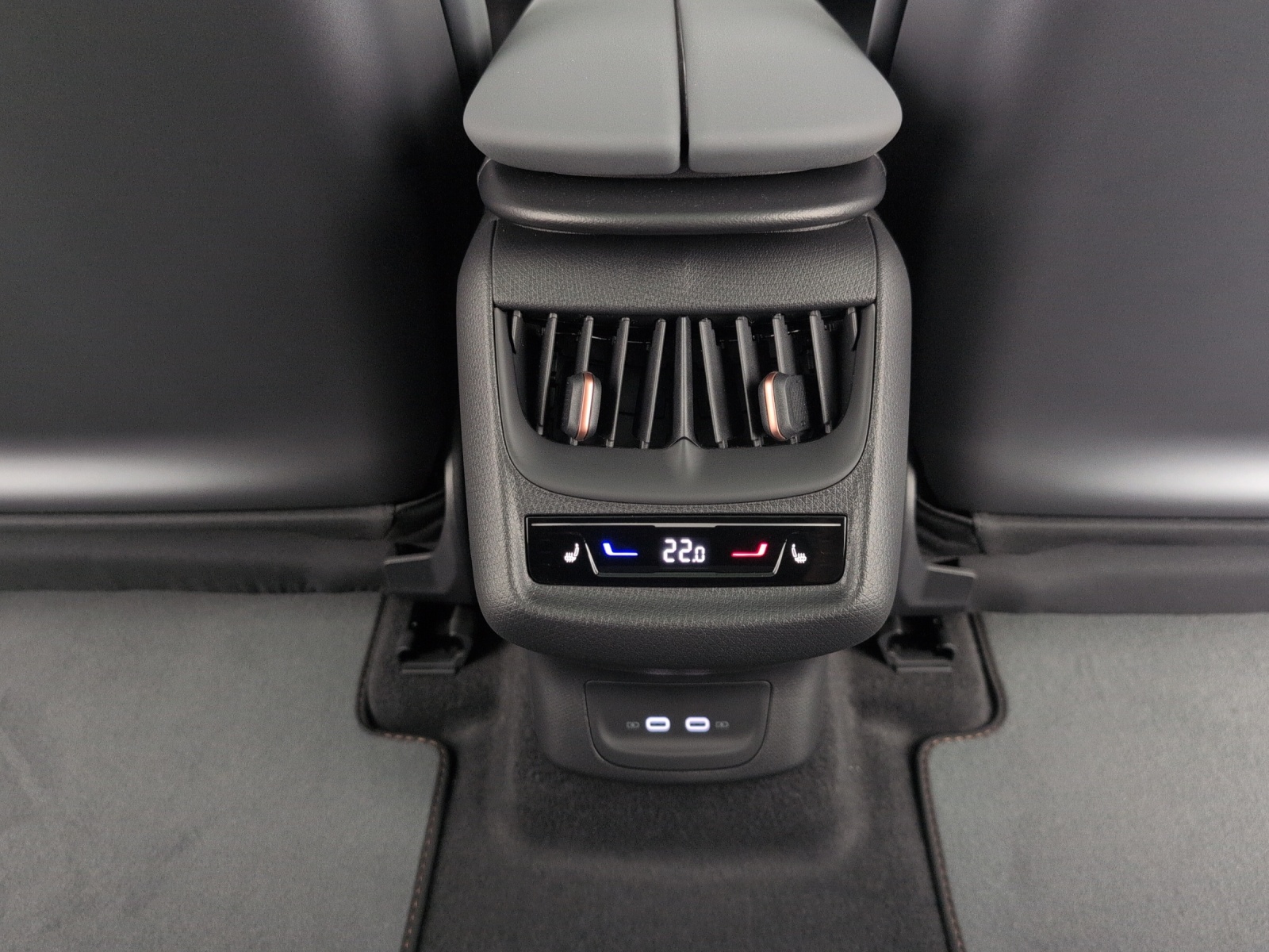 CUPRA Tavascan Type 10 77 kWh VZ Extreme-image-15