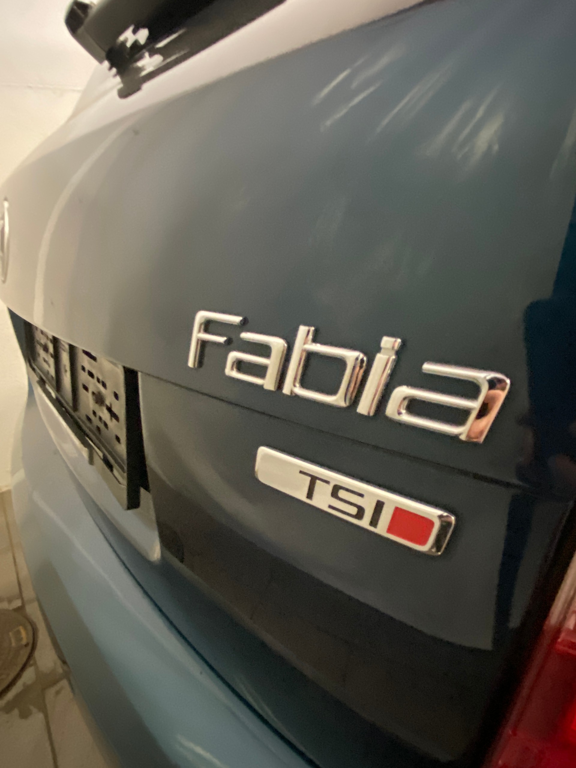SKODA Fabia 1.2 TSI Ambition Plus-image-6