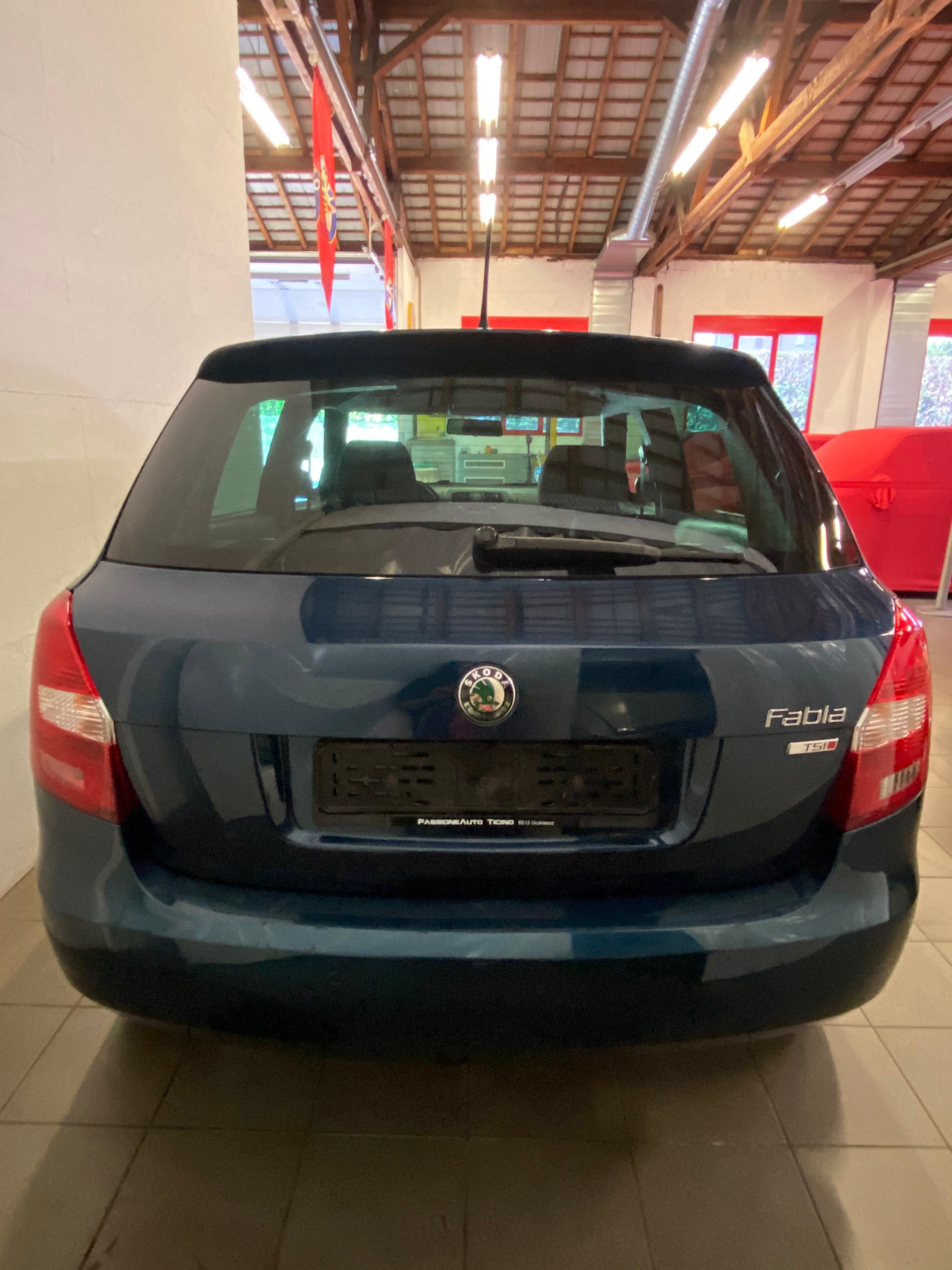 SKODA Fabia 1.2 TSI Ambition Plus-image-4