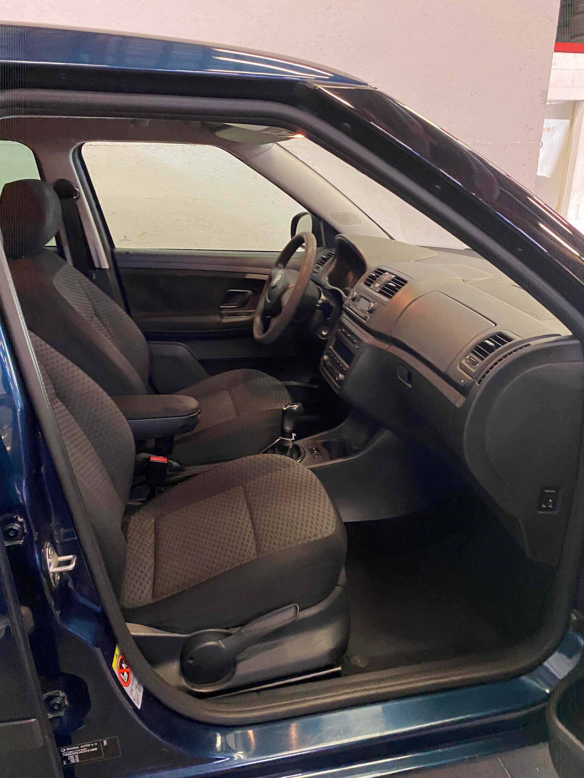 SKODA Fabia 1.2 TSI Ambition Plus-image-9