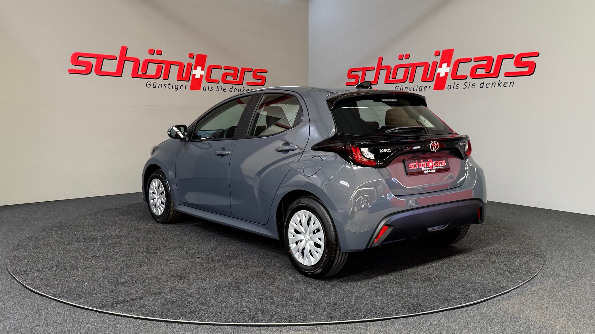 TOYOTA NEW Yaris 1.5 Comfort e-CVT-showroom-element-3