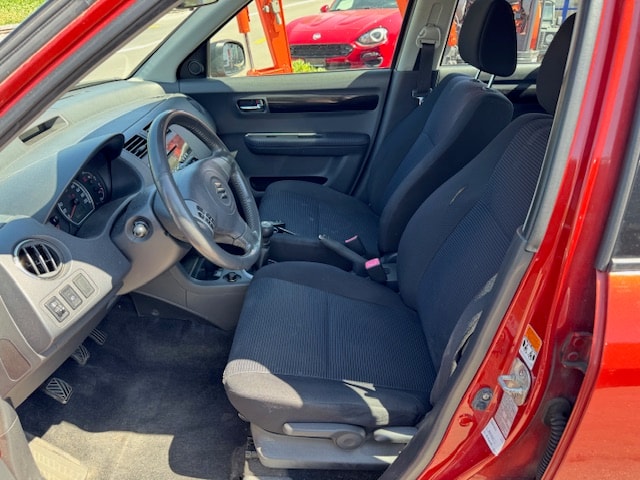 SUZUKI Swift 1.3i 16V GL Top Piz Sulai LE 4x4 **Klima** ab Service frisch MFK-image-5