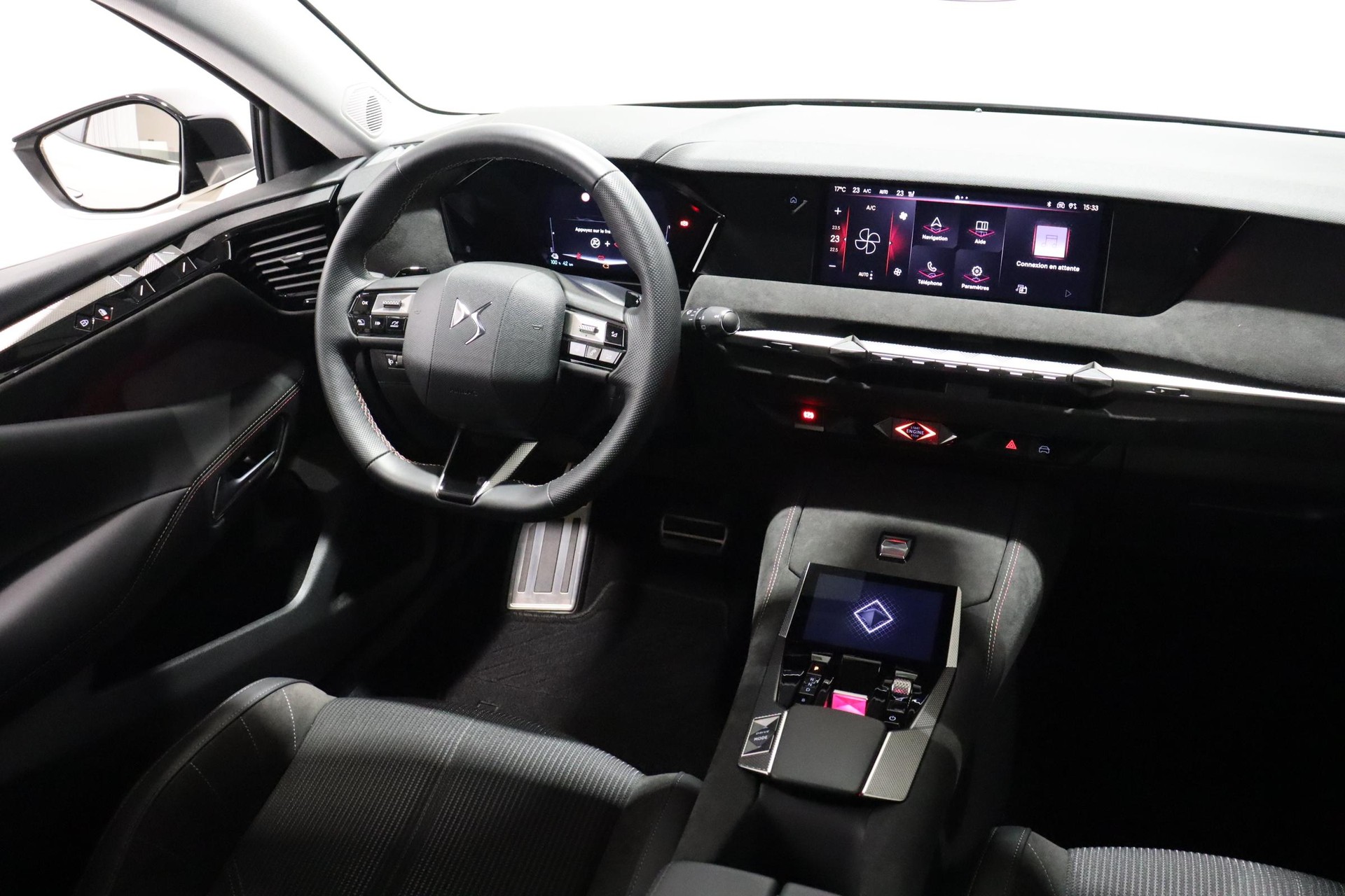 DS AUTOMOBILES 4 1.6 E-Tense Ligne Noire-image-8
