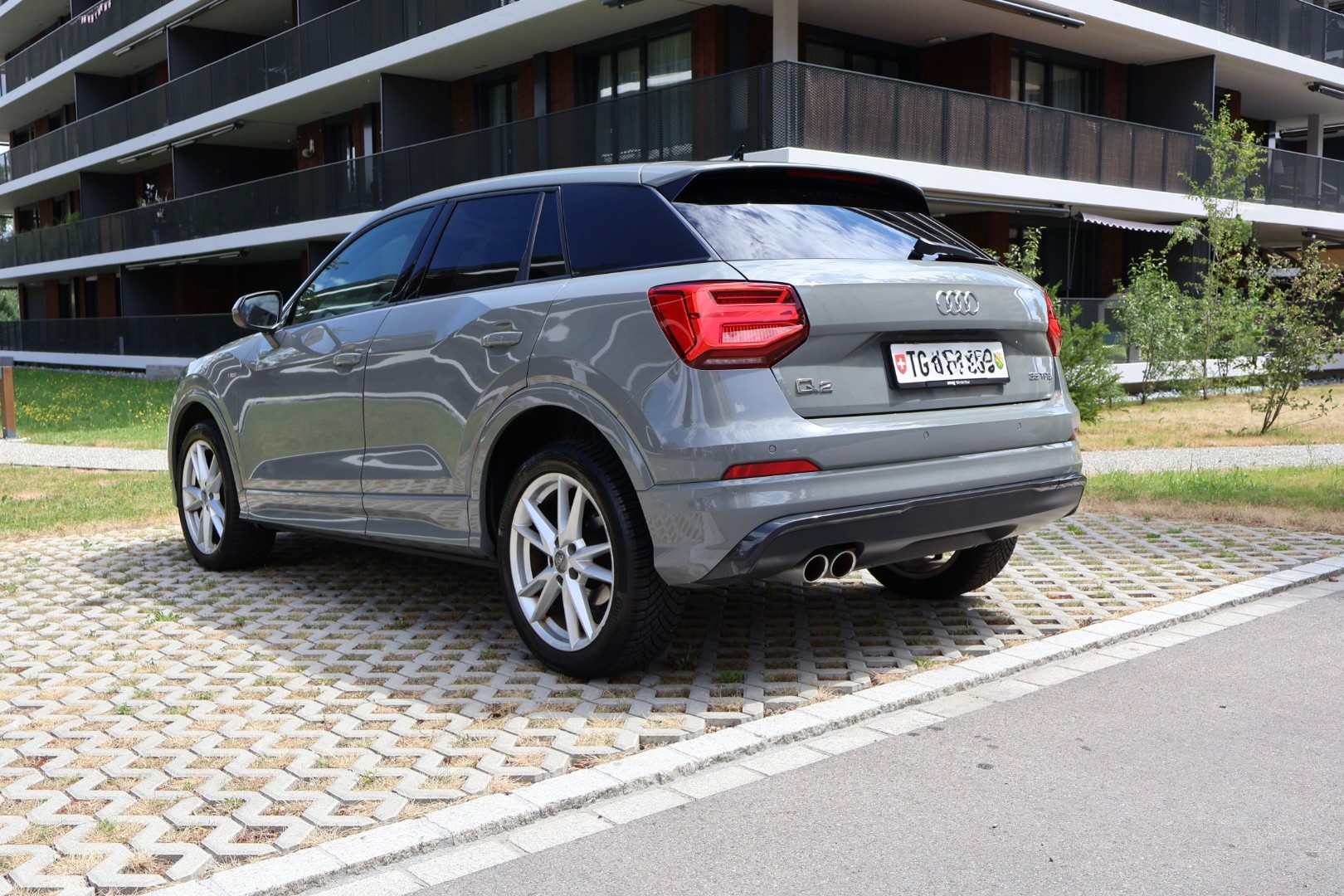 AUDI Q2 35 TFSI Sport S-tronic-image-2