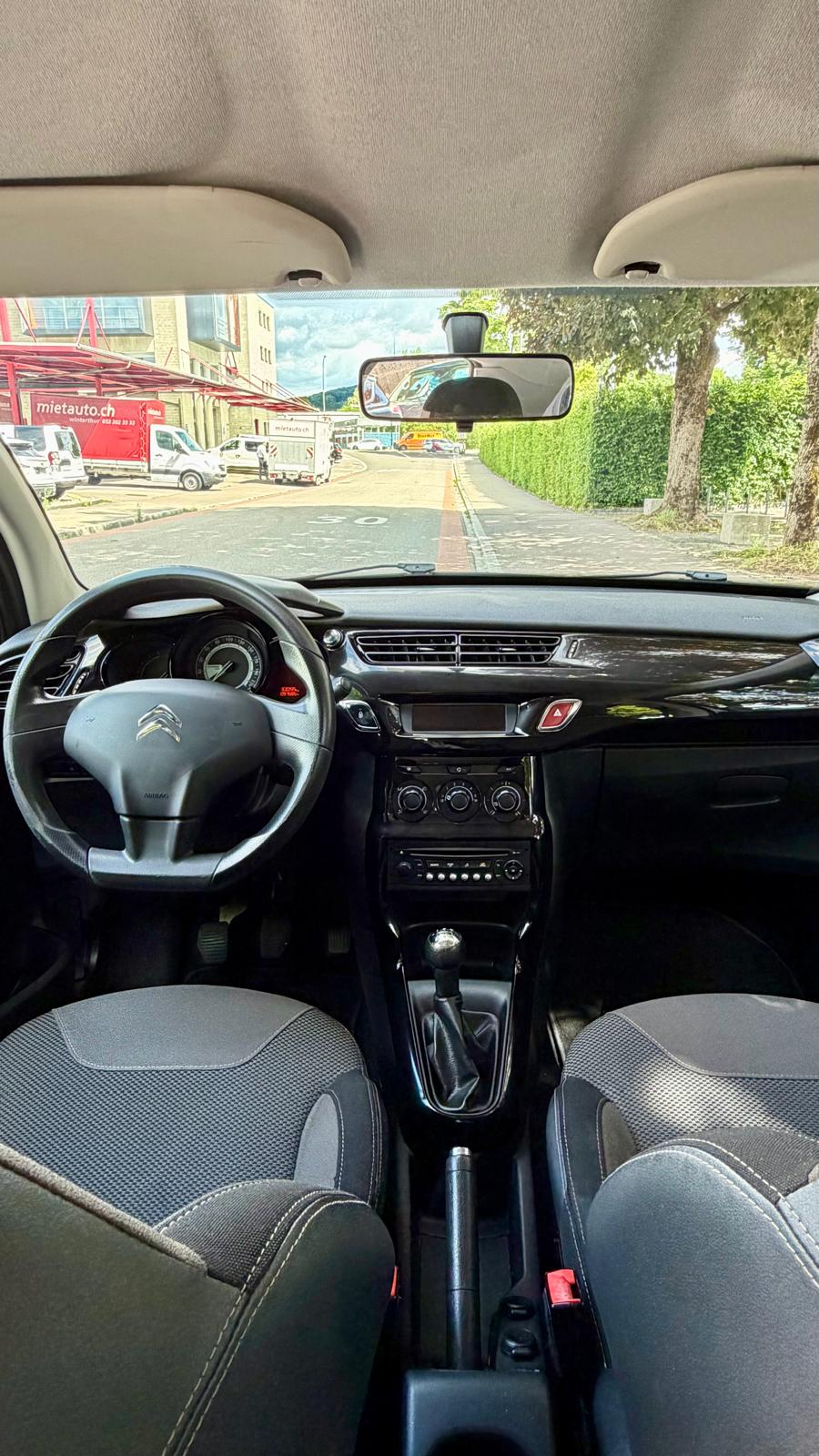 CITROEN C3 1.2i Exclusive ETG5-image-11