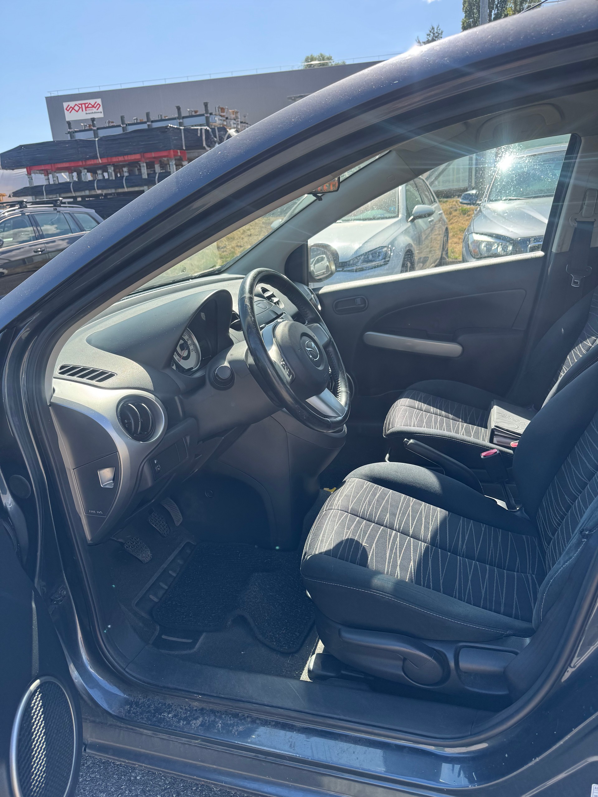 MAZDA 2 1.3i 16V Exclusive-image-5