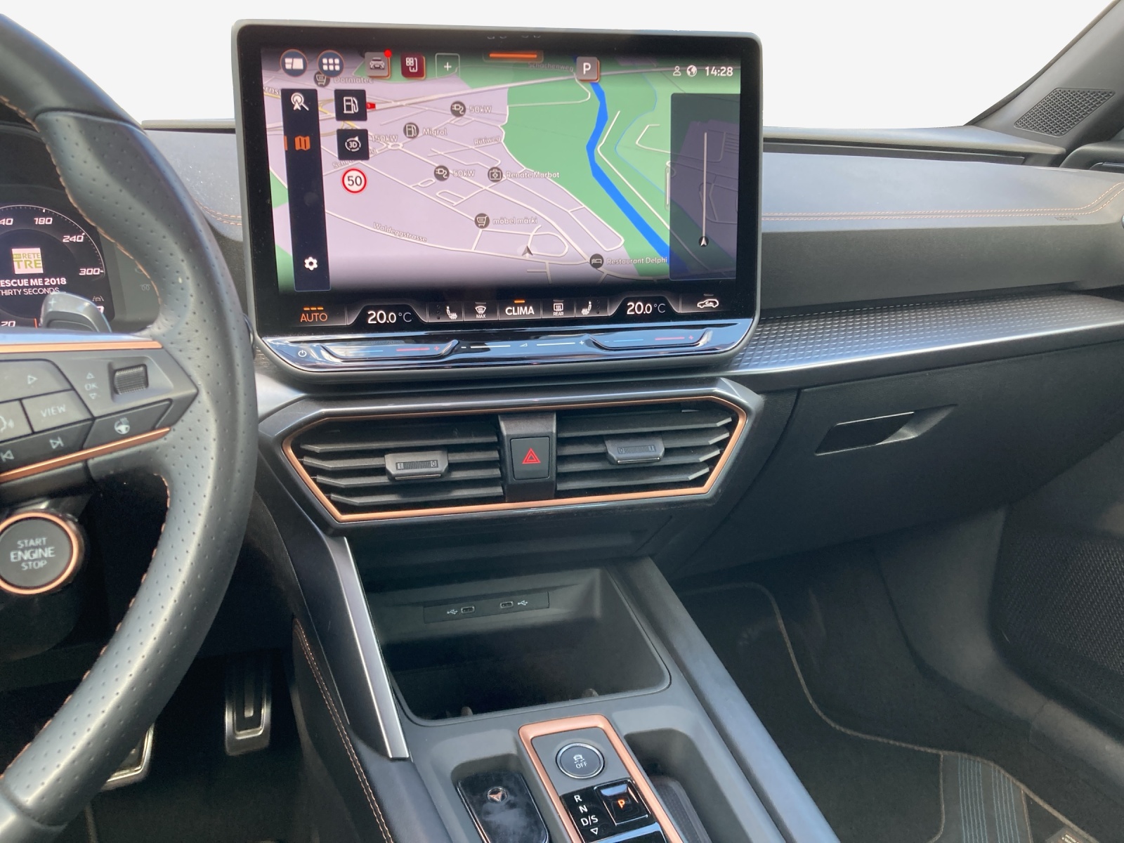 CUPRA Formentor 1.5 TSI DSG-image-10