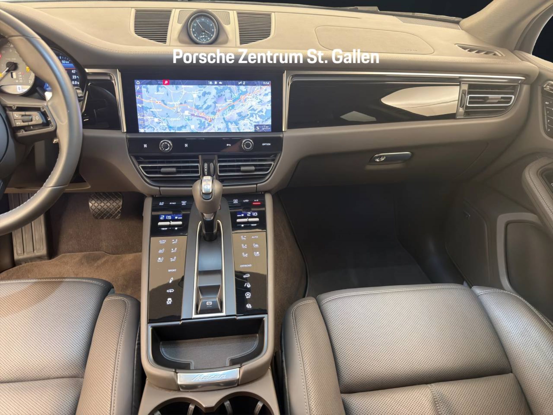 PORSCHE Macan S-image-15