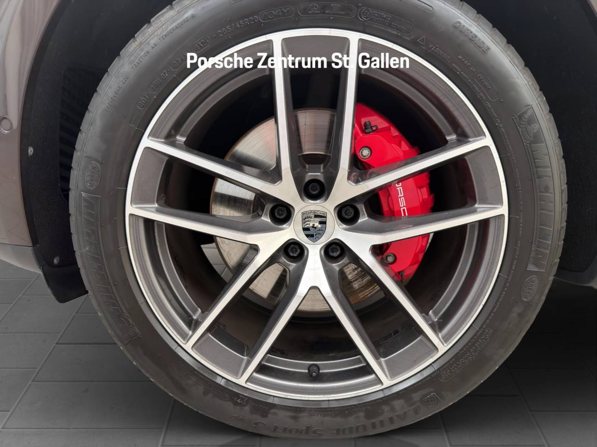 PORSCHE Macan S-image-10