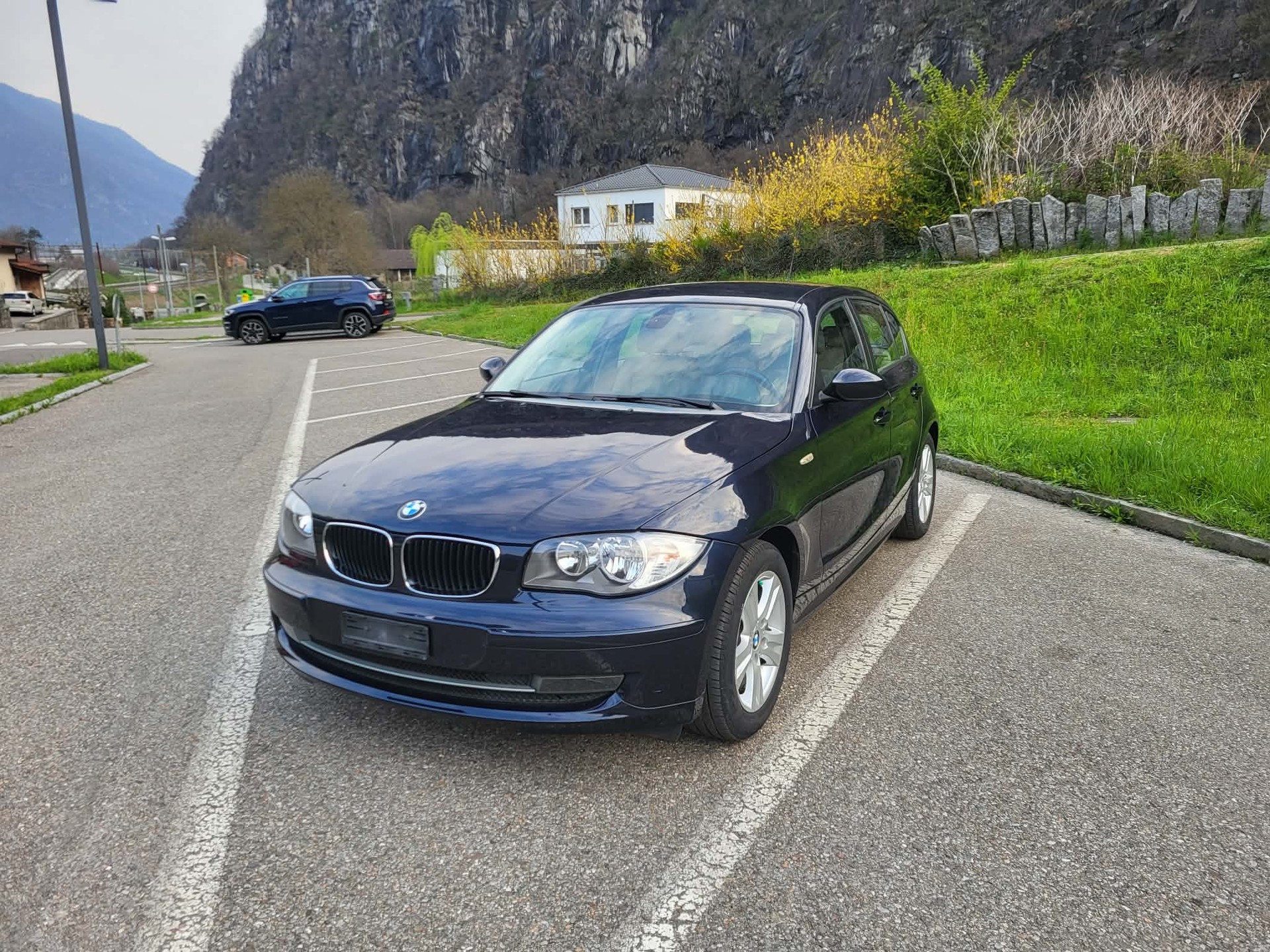 BMW 118d Access-image-0