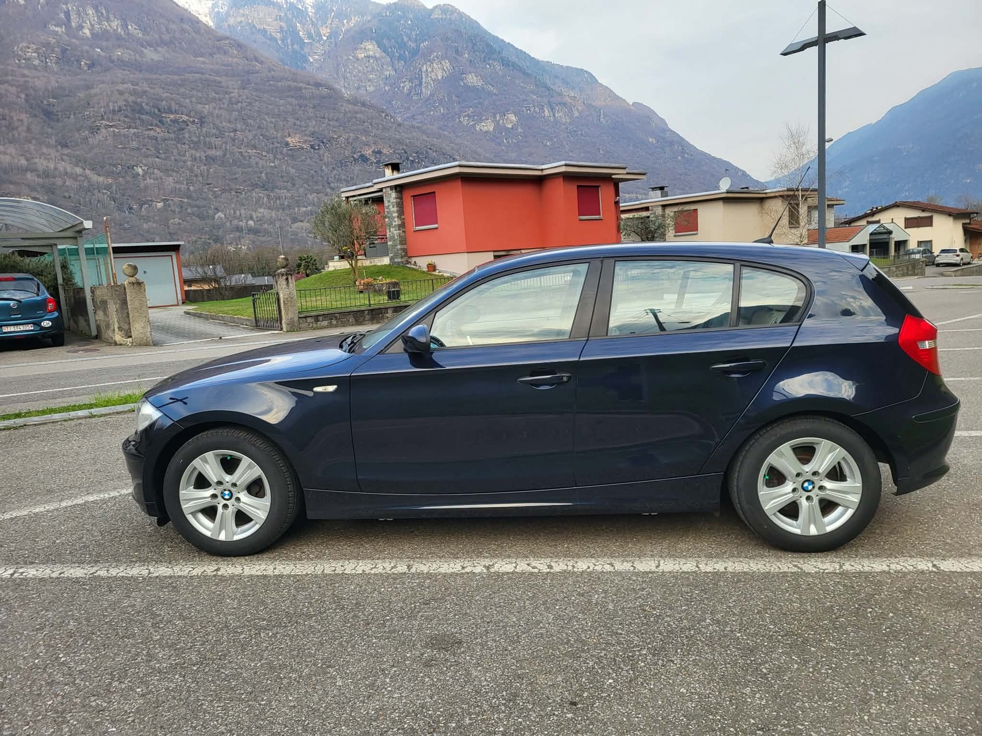 BMW 118d Access-image-1