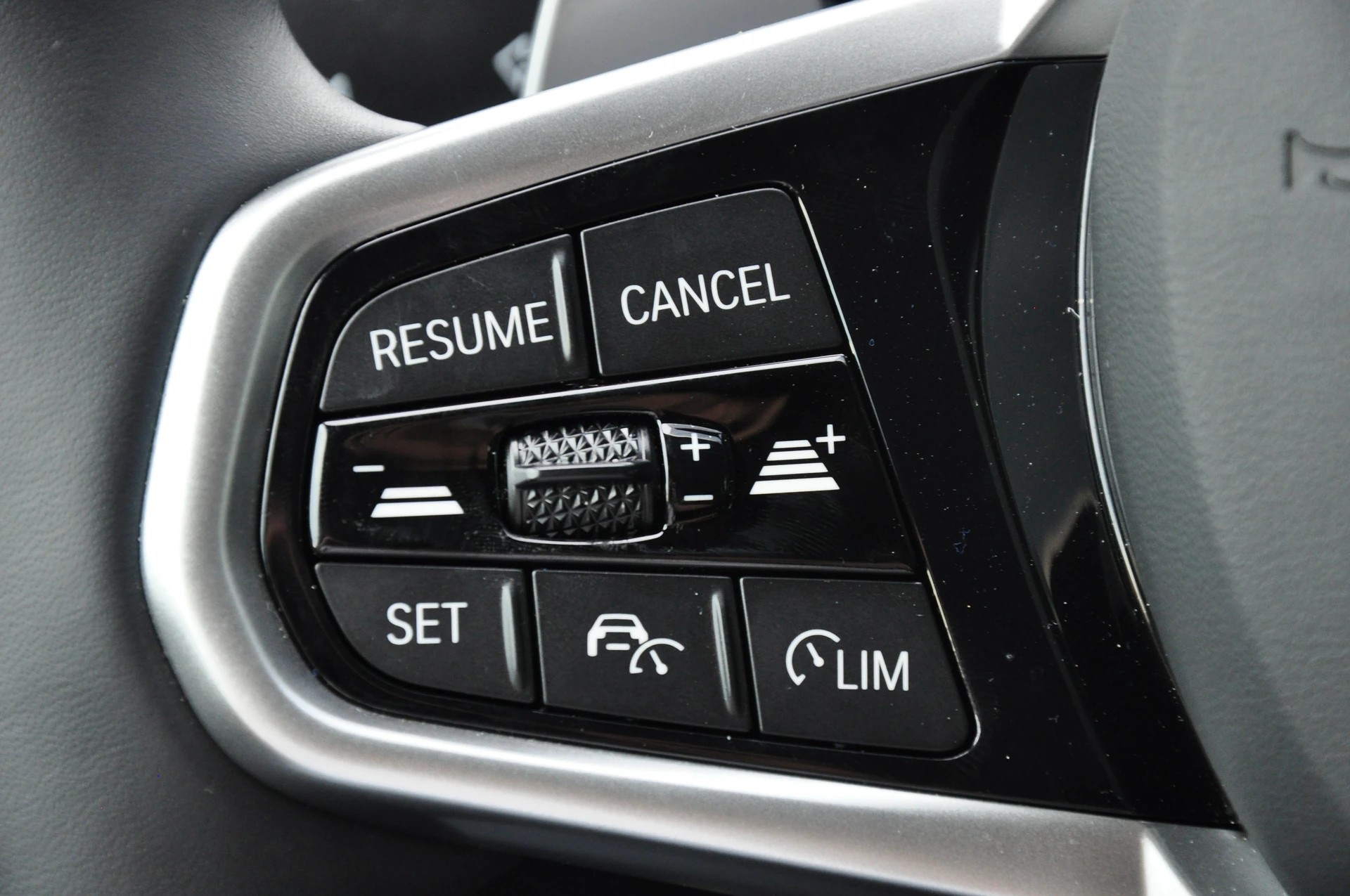 BMW M340i xDrive 48V Steptronic M Sport Pro-image-19