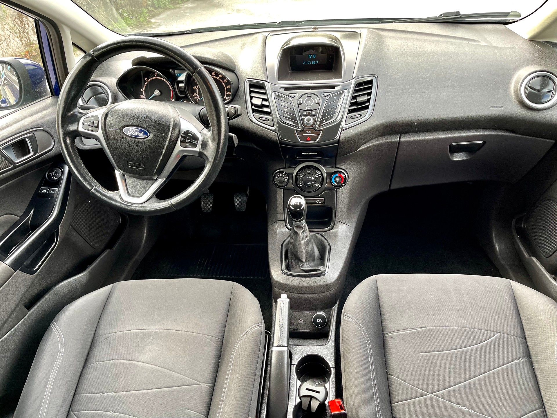 FORD Fiesta 1.5 TDCi Titanium-image-1