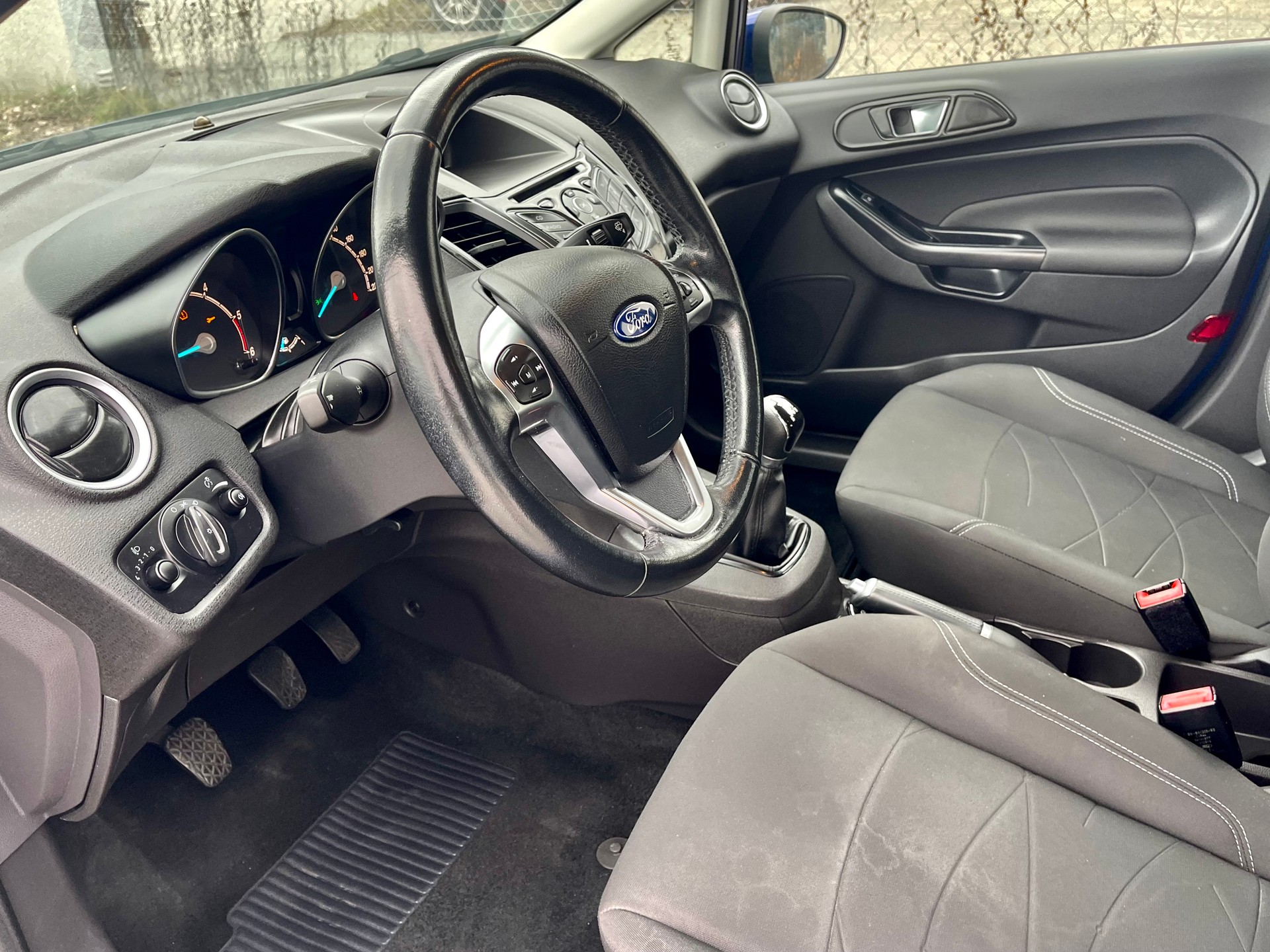FORD Fiesta 1.5 TDCi Titanium-image-27